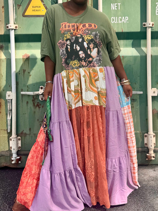 Large-3XL Fleetwood Mac Maxi Tee