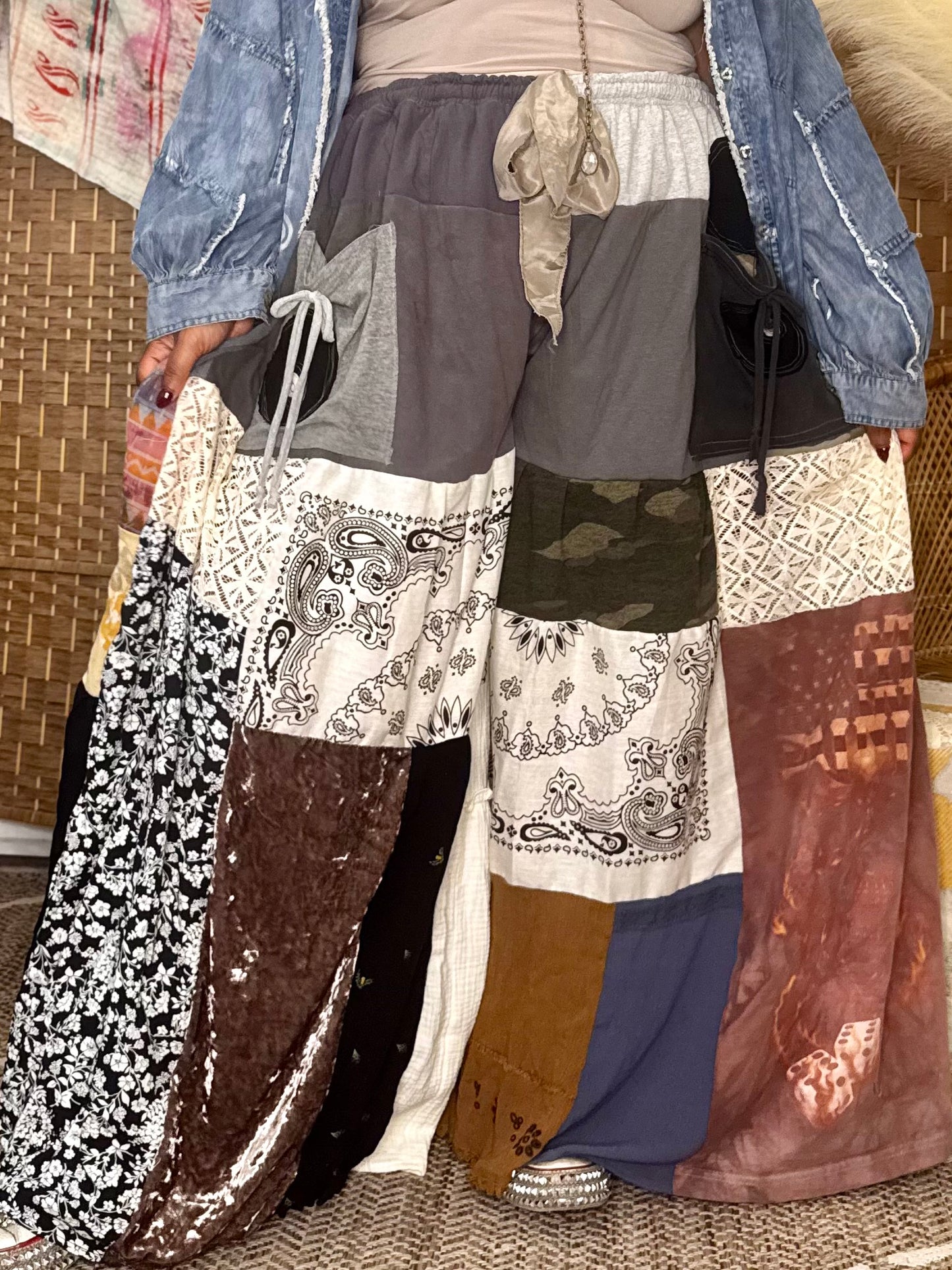 Extra Large- 5XL 8 Ball Luxury Sweatpants