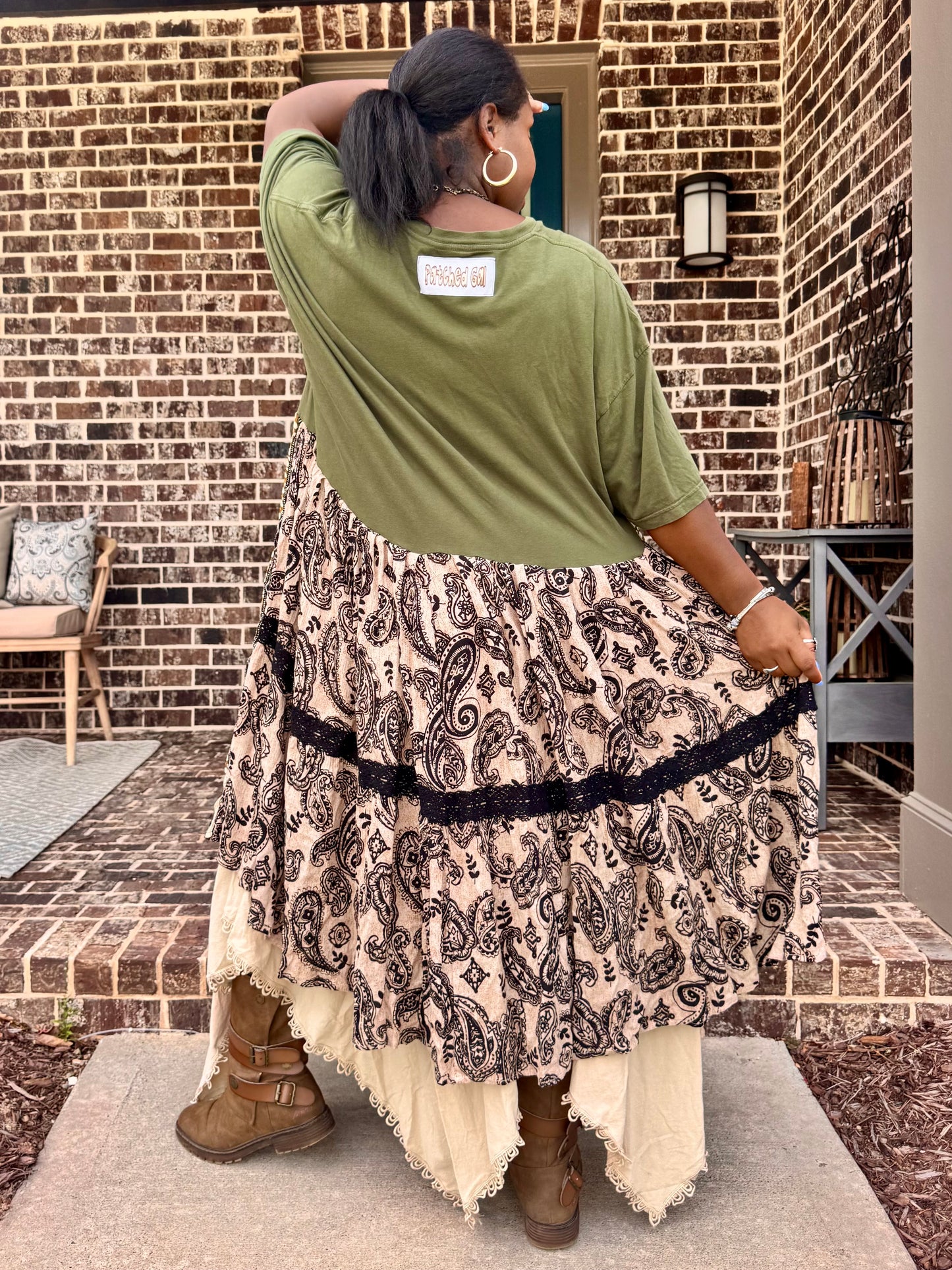 Medium-2XL Army Maxi Tee