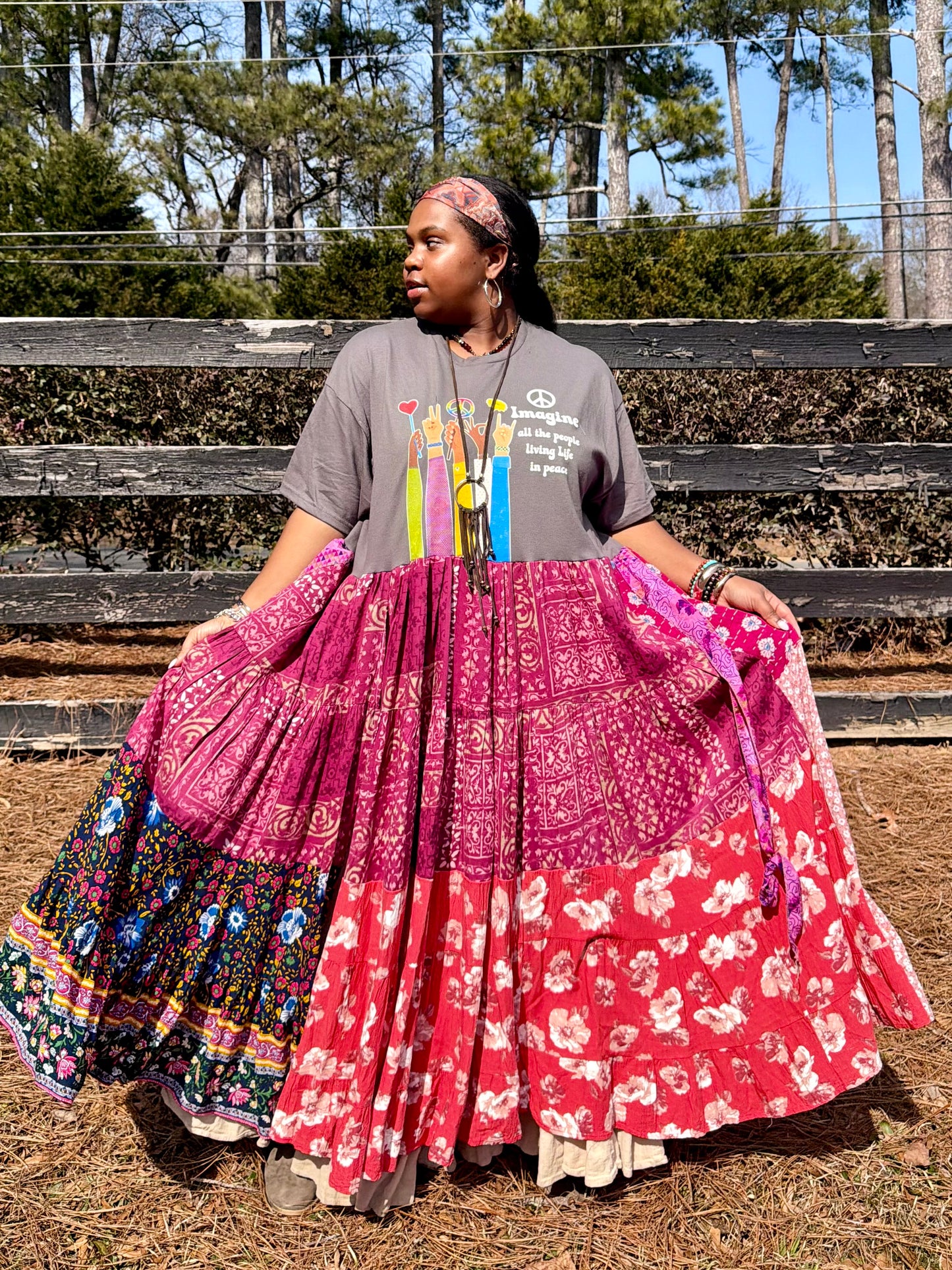 Large-2XL Living Peace Maxi Tee