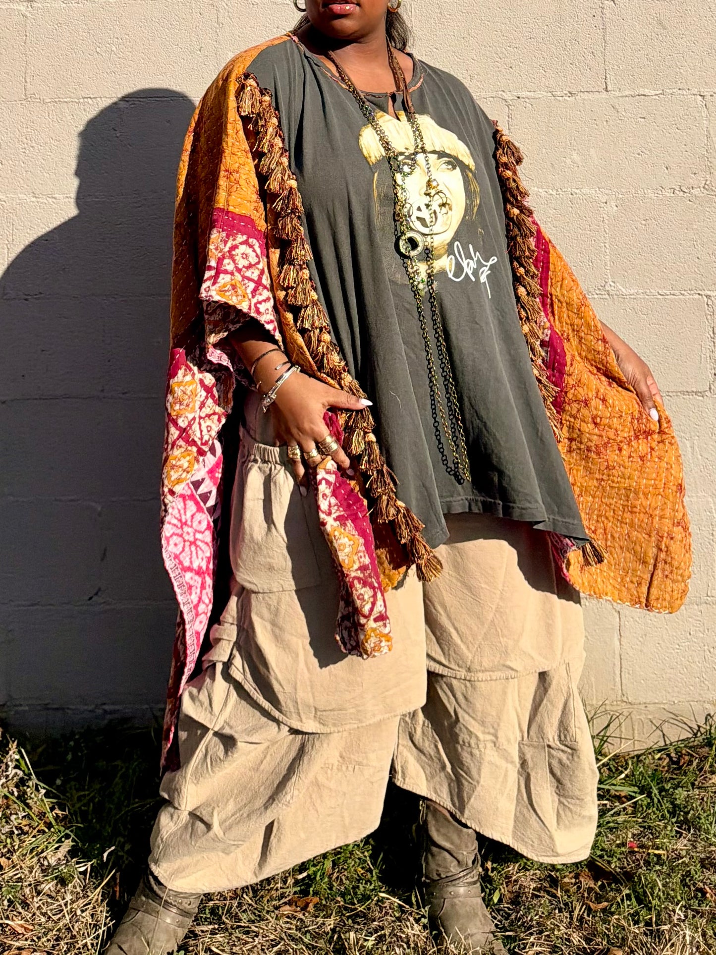 Large-5XL Erykah Badu Kimono Tee