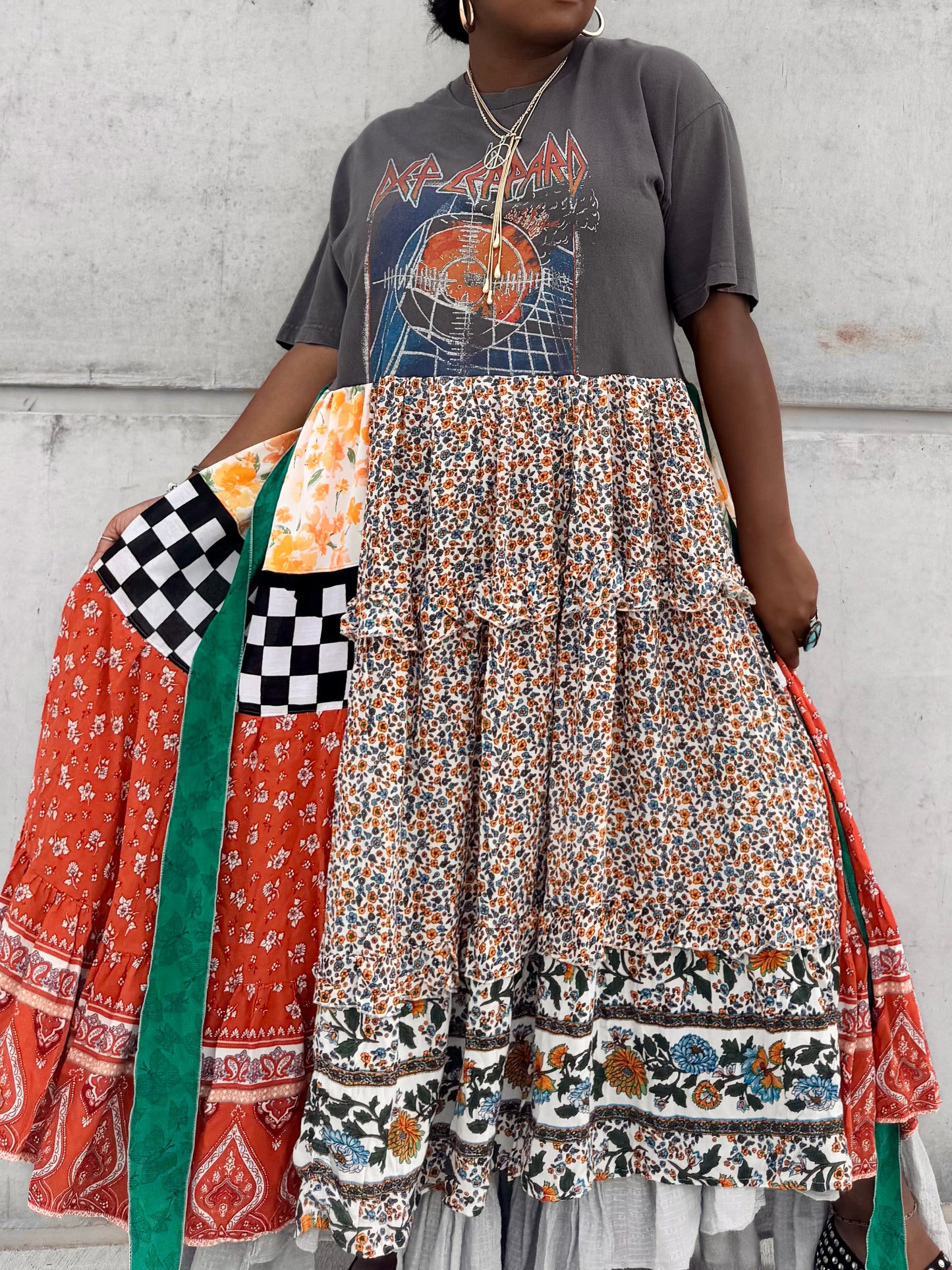 XXS- Large Def Leppard Maxi Tee