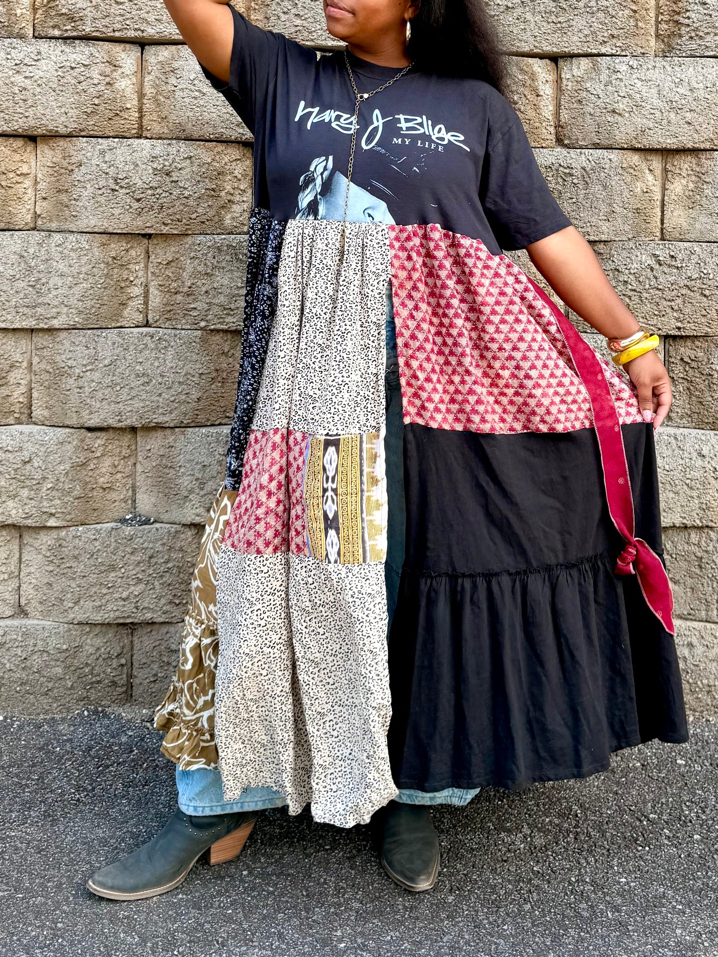 Extra Small-Extra Large Mary J Blige Maxi Tee