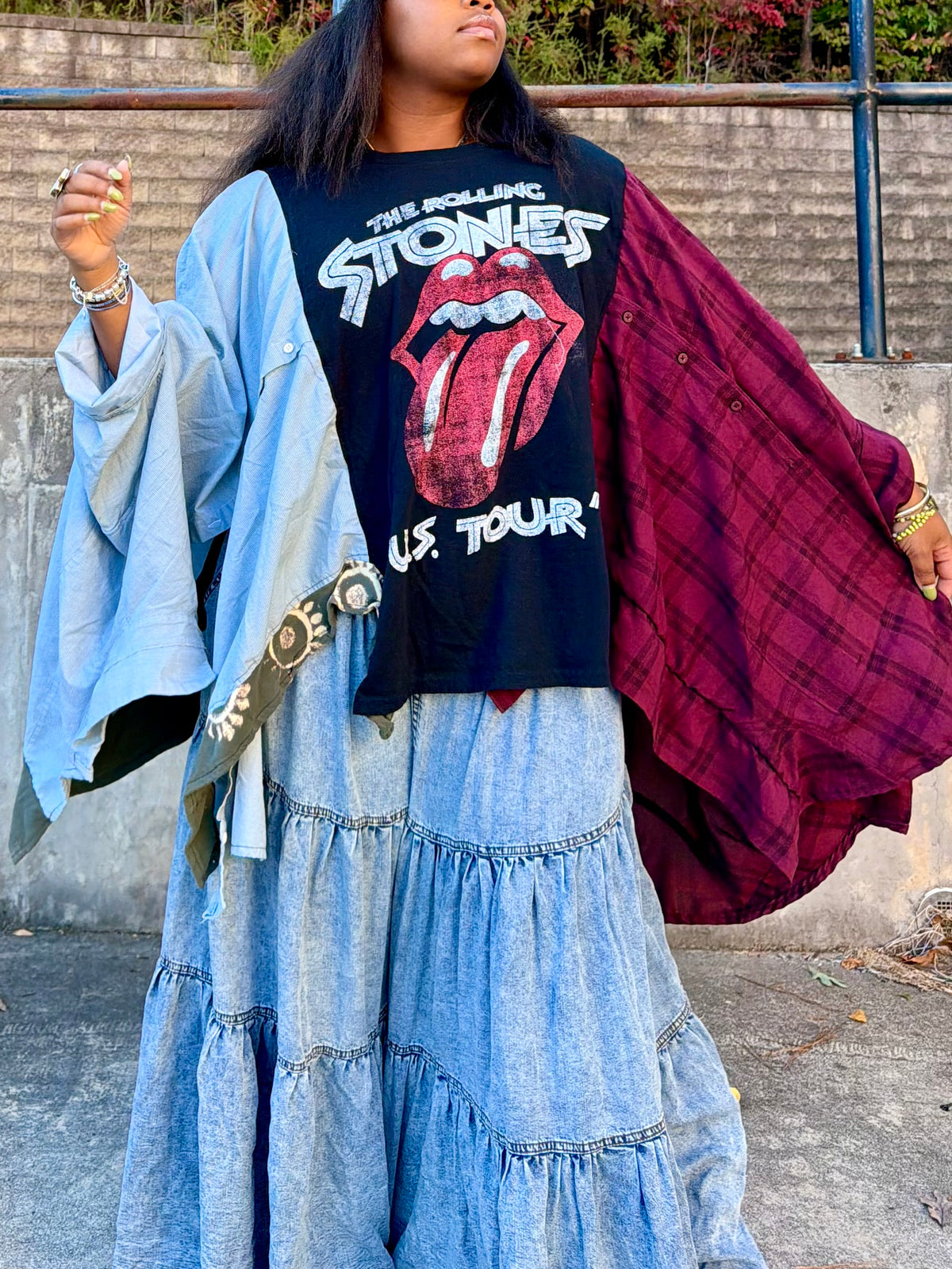 Large-4XL Rolling Stones Poncho Tee