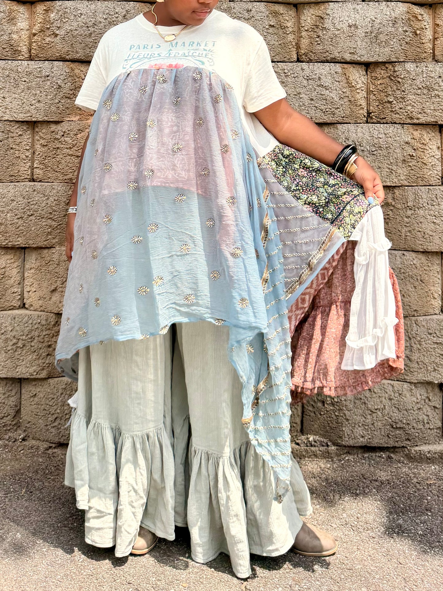XXS-Extra Large Paris Market High Low Swing Tee