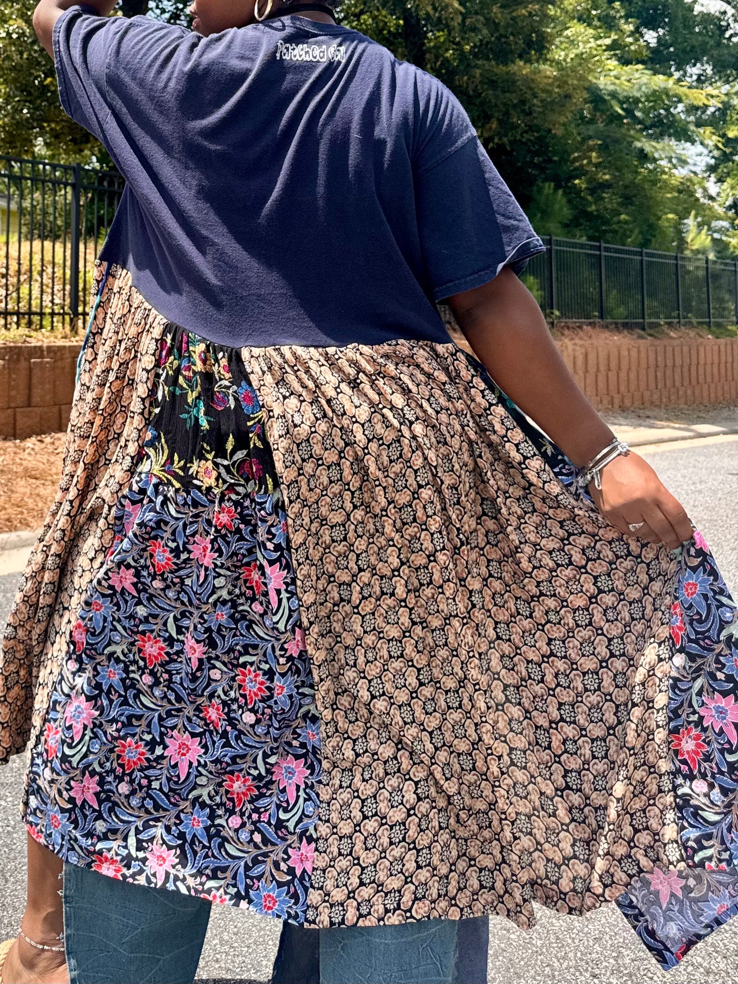 Small-1XL Vintage 1966 Maxi Tee