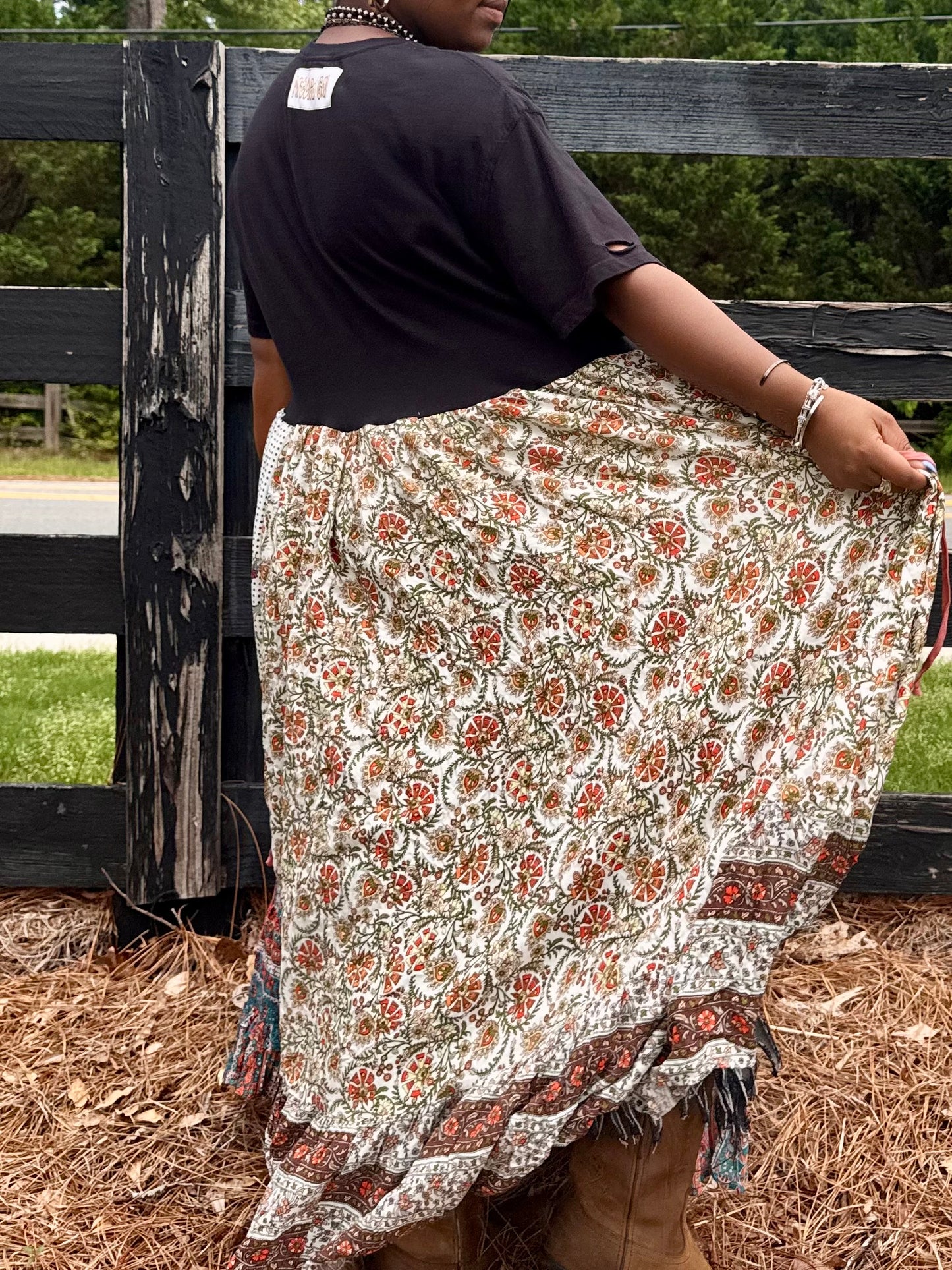 Small-Extra Large Desert Rebel Maxi Tee