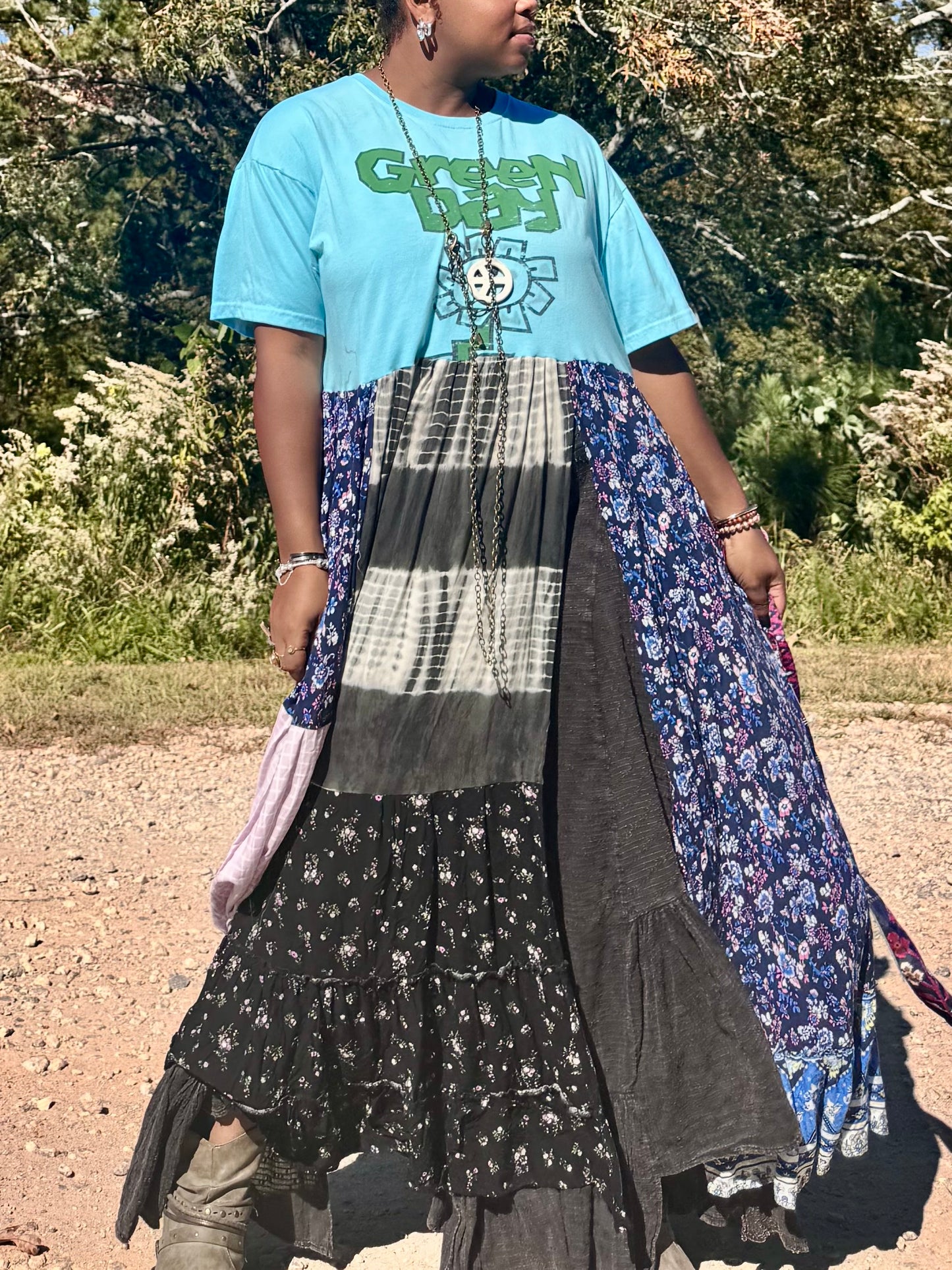 Small-Extra Large Green Day Maxi Tee