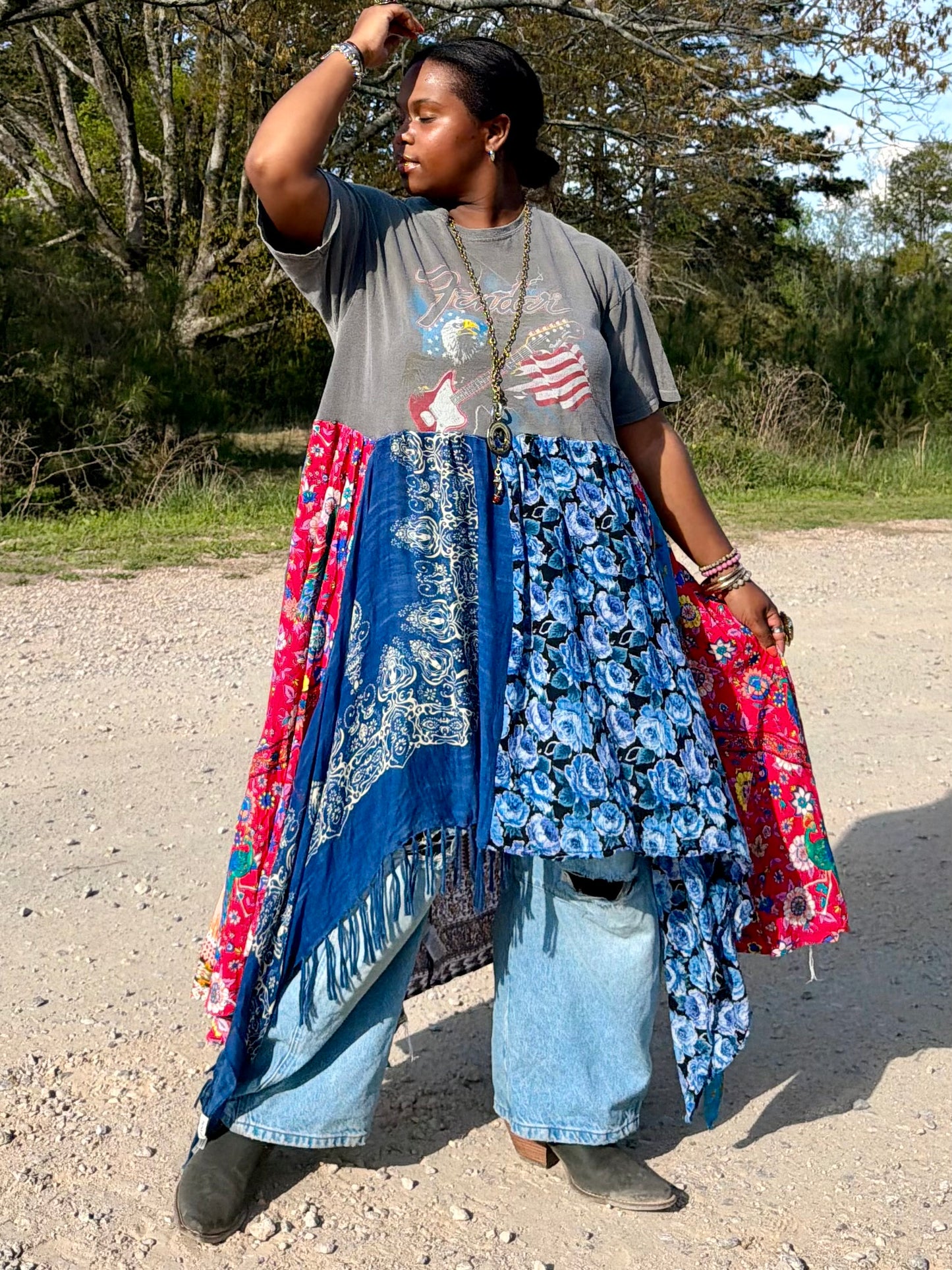 Small- 1XL Fender Maxi Tee