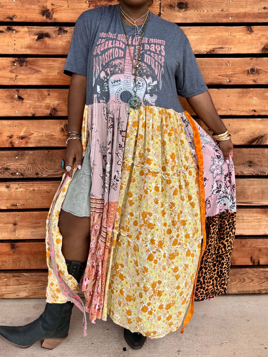 Large-3XL Woodstock Maxi Tee
