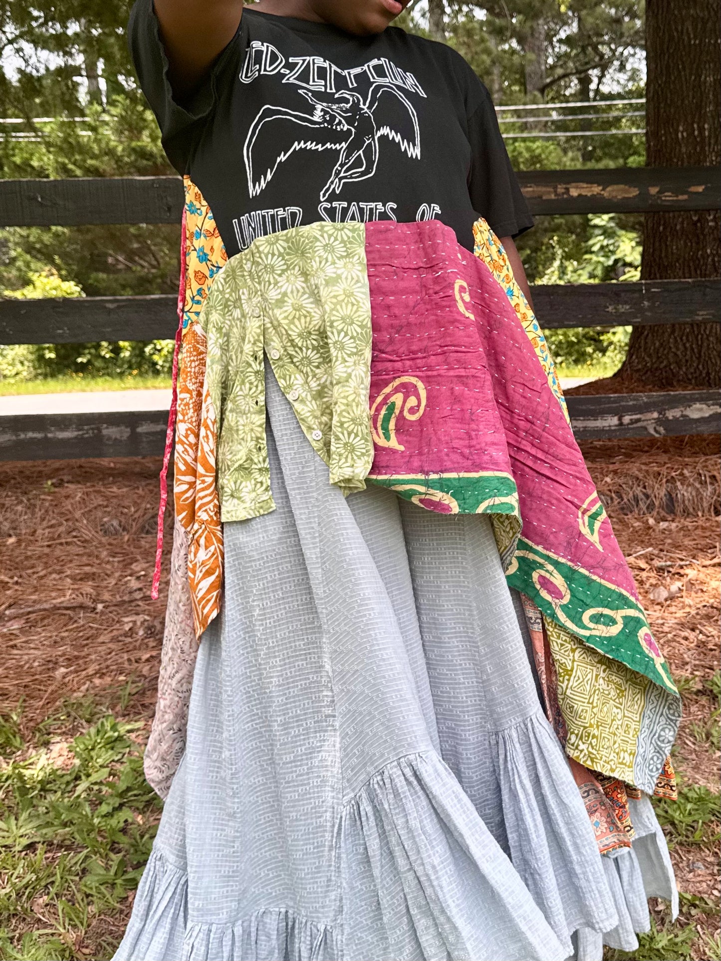 Small-1XL Led Zeppelin Maxi Tee