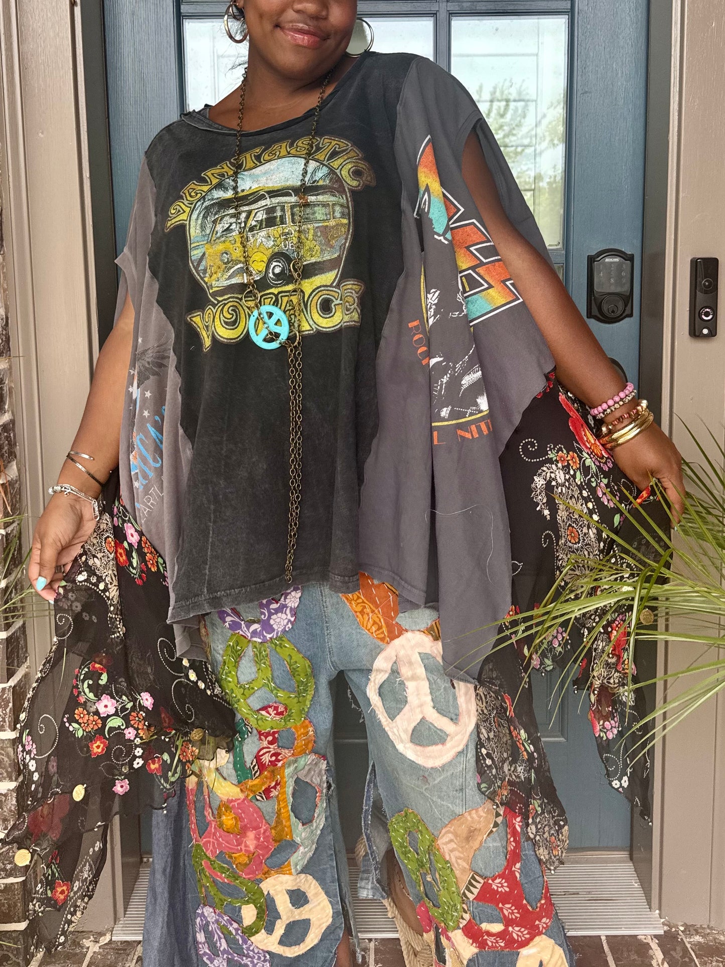 Extra Small-2XL Vantastic Voyage/KISS/ America’s Heartland Trio Tee