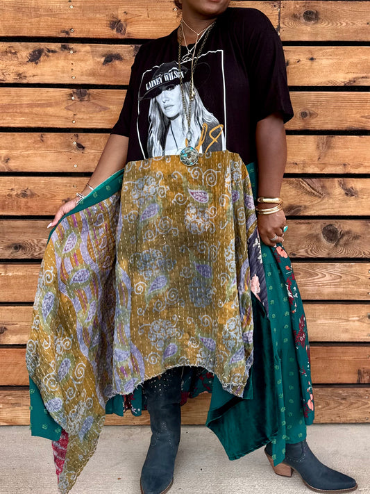 Medium-2XL Lainey Wilson Maxi Tee