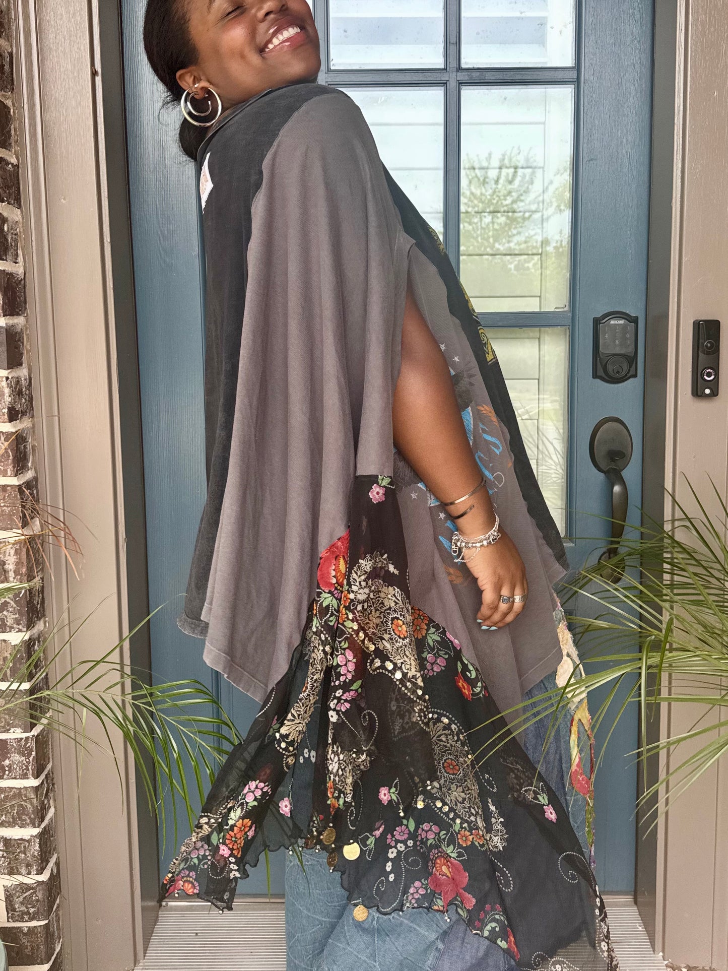 Extra Small-2XL Vantastic Voyage/KISS/ America’s Heartland Trio Tee