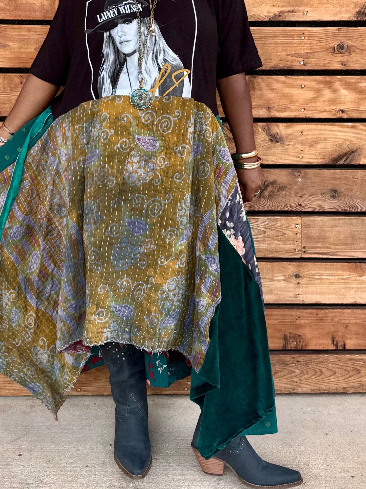 Medium-2XL Lainey Wilson Maxi Tee