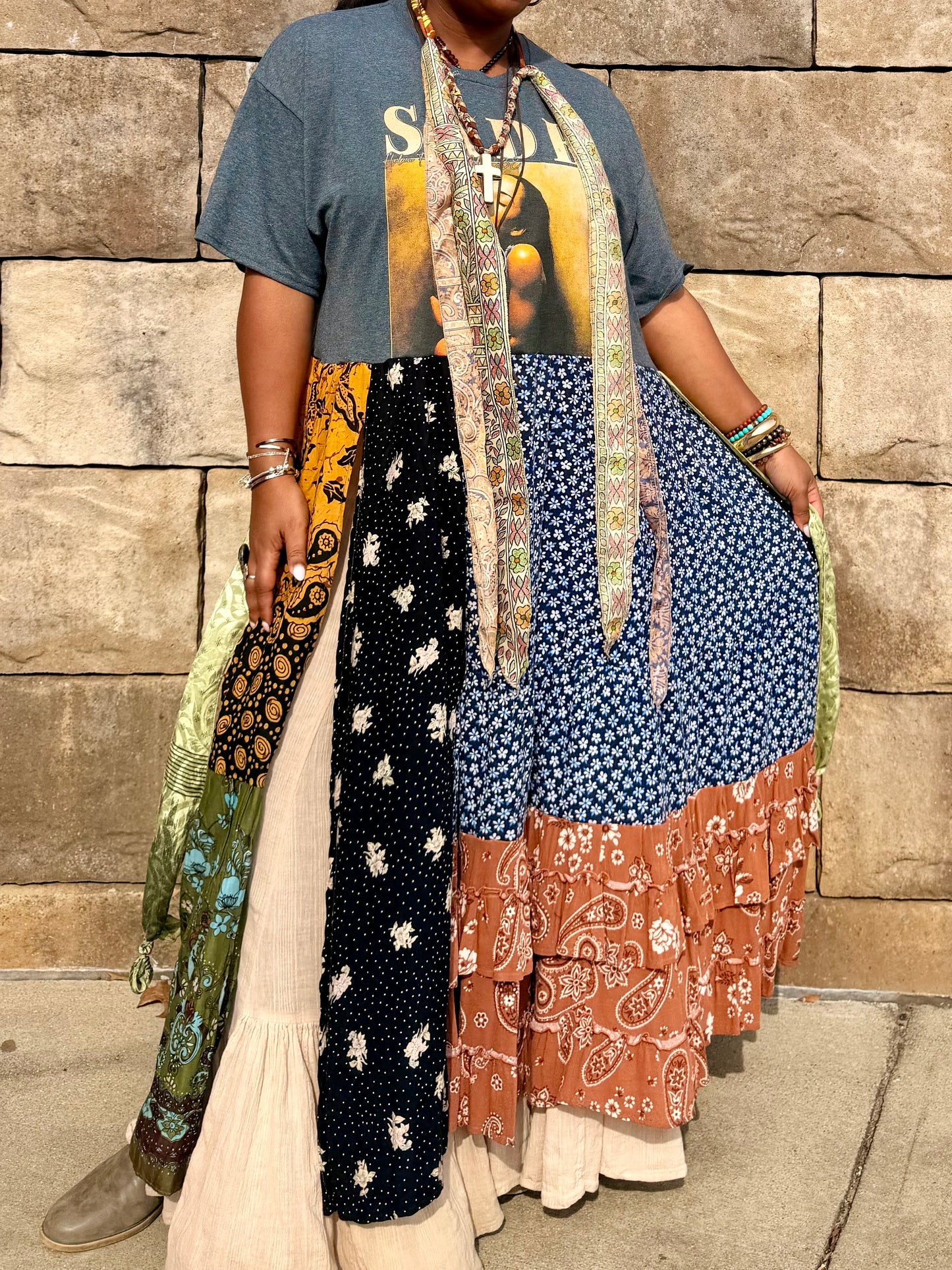 Medium-2XL Sade Maxi Tee