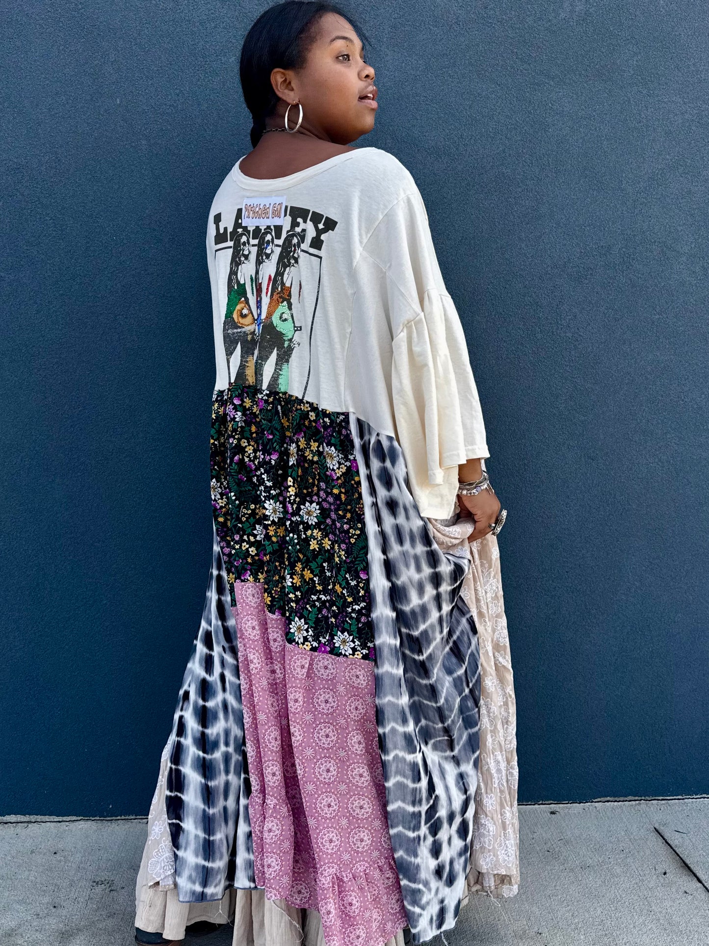 Large-4XL Lainey Wilson Maxi Tee