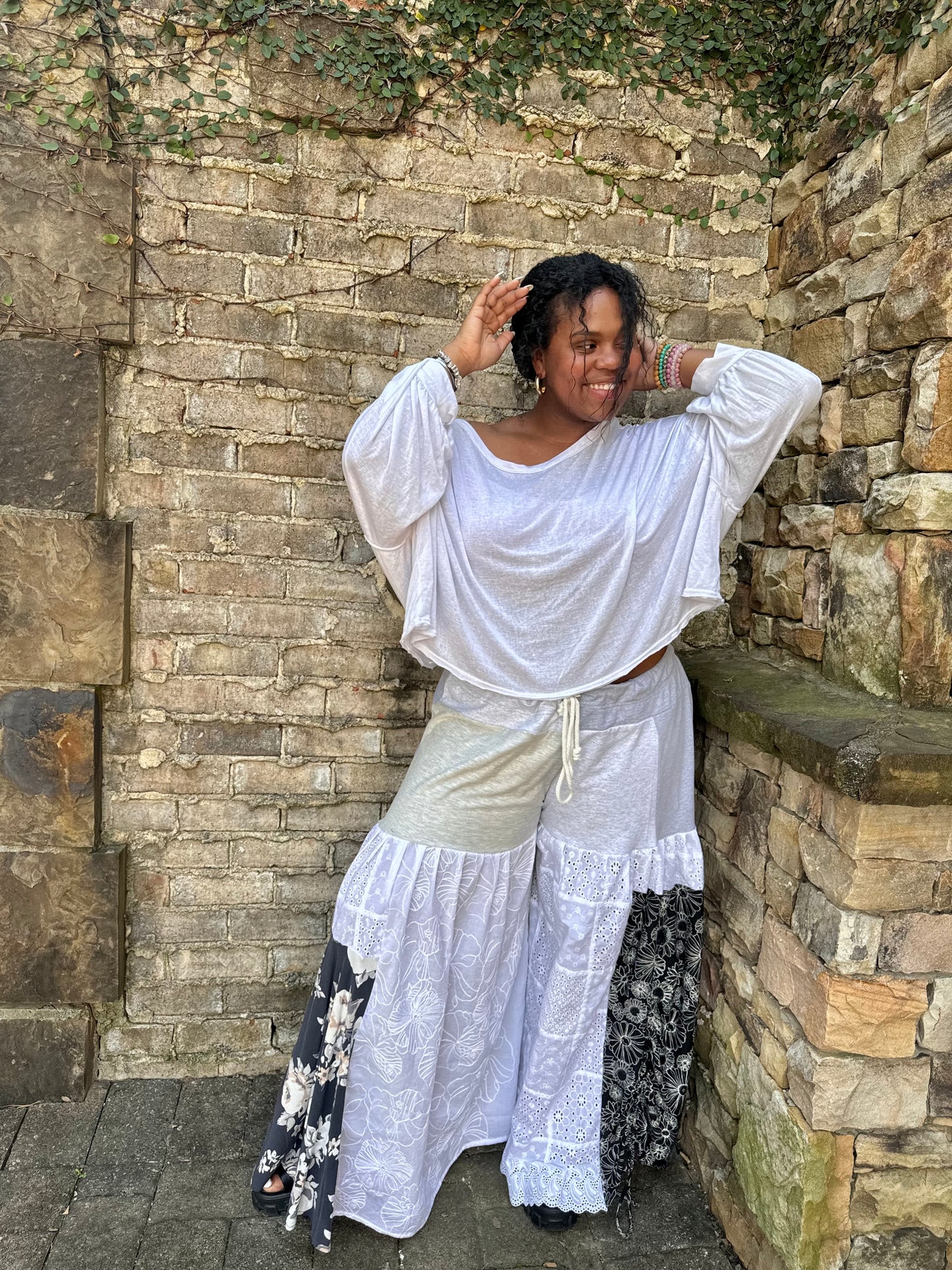 Extra Small-Extra Large Grey Floral Mix Luxury Sweatpants