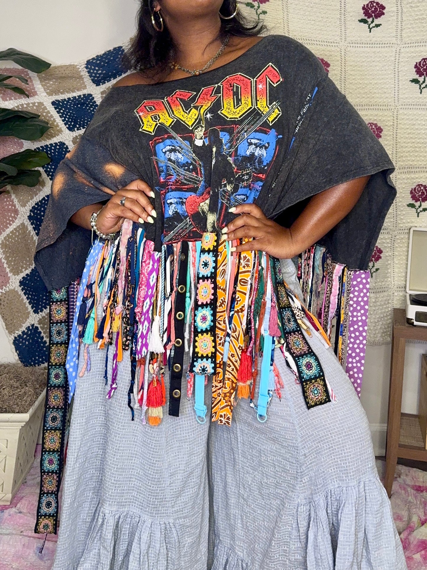 Large-4XL ACDC Fringe Poncho