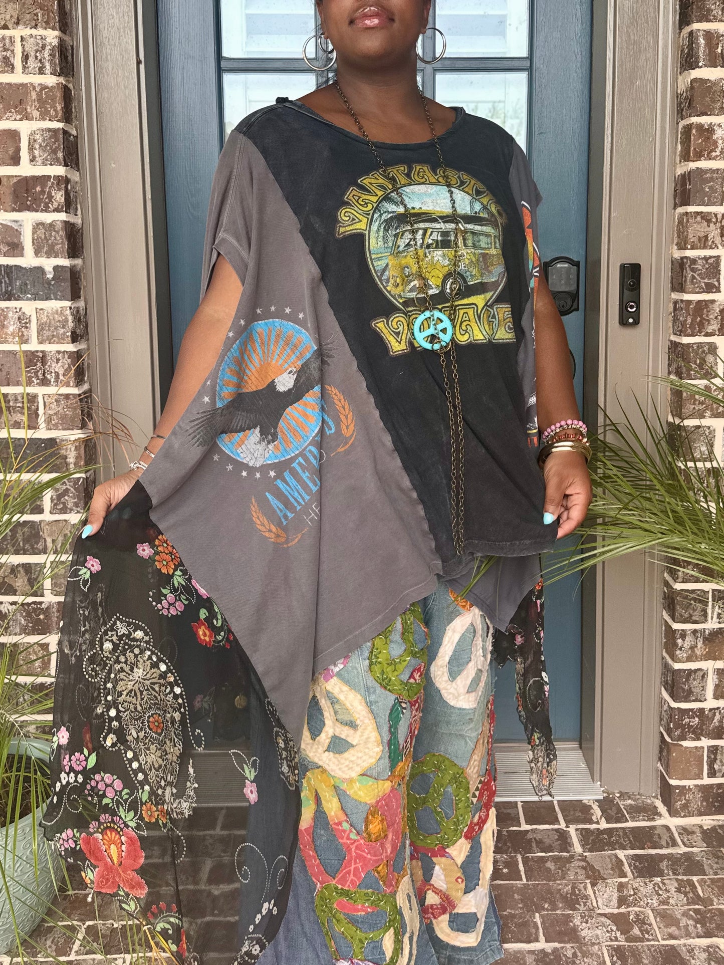 Extra Small-2XL Vantastic Voyage/KISS/ America’s Heartland Trio Tee