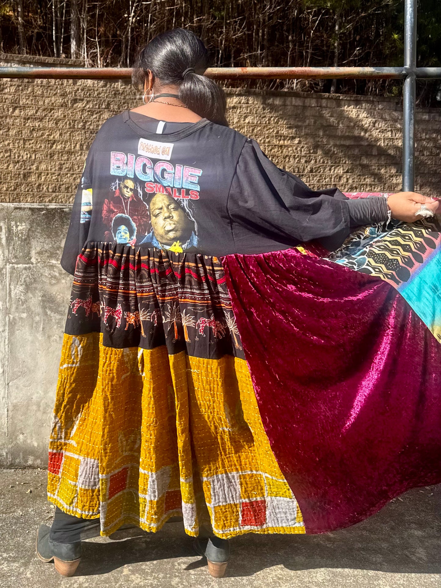 Large-3XL Biggie Maxi Tee