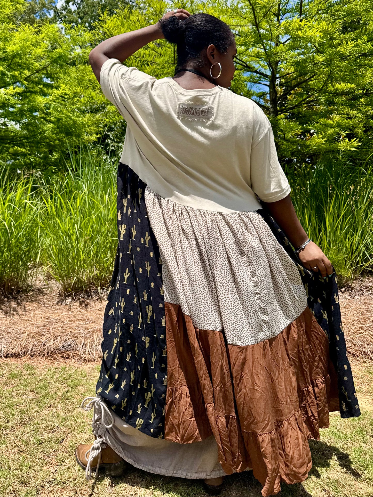 Medium-2XL Yellowstone Maxi Tee