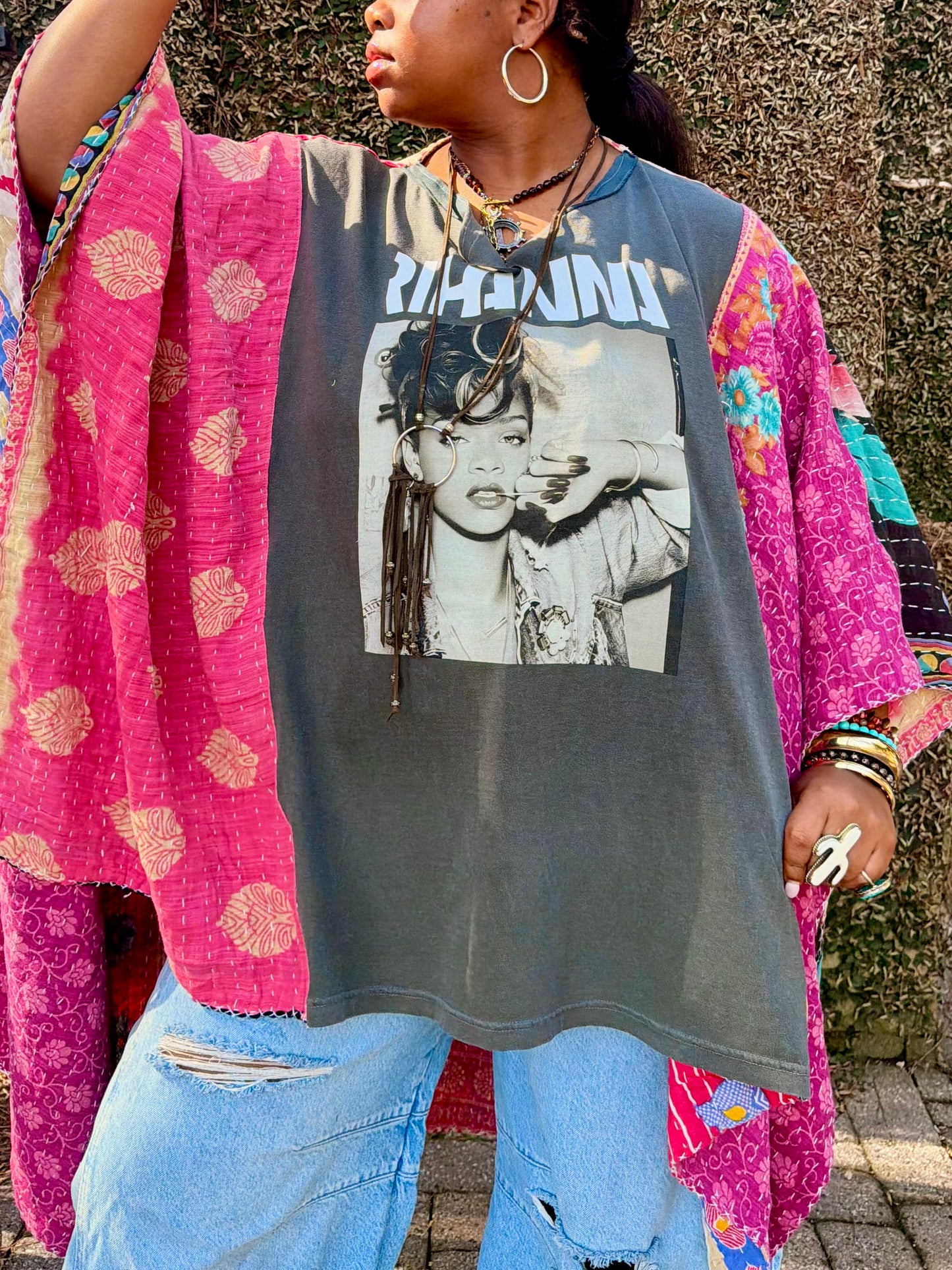 Small-3XL Rihanna Kimono Tee