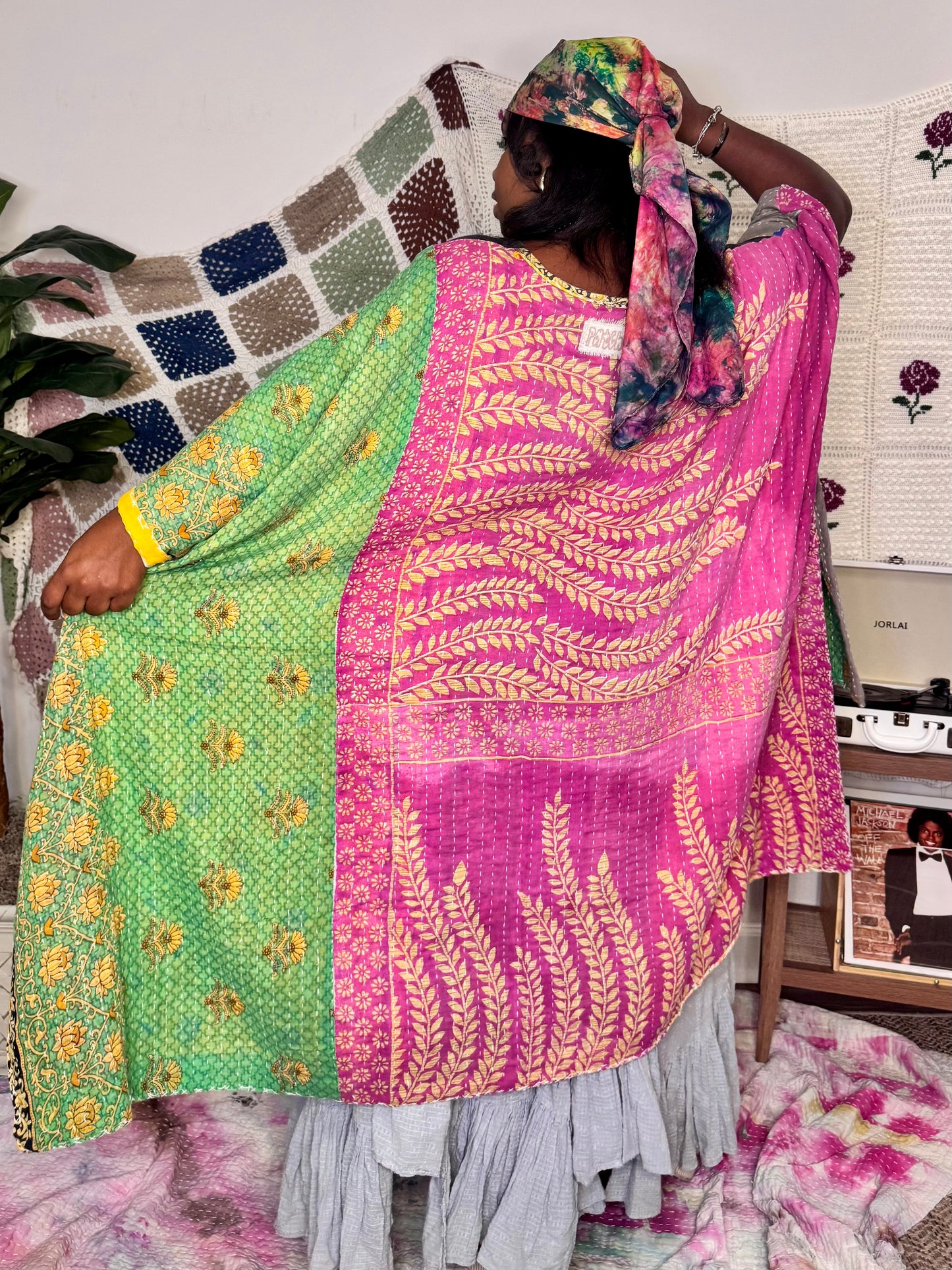 Medium-4XL Nirvana Kimono Tee