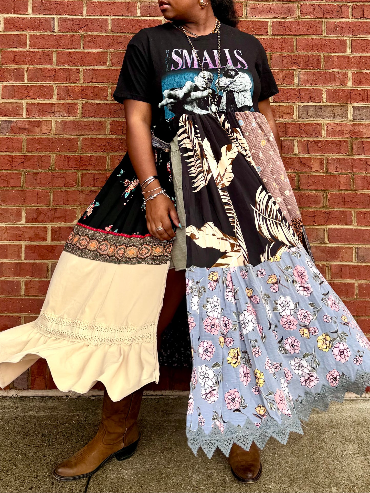Small- Extra Large Biggie Smalls Maxi Tee