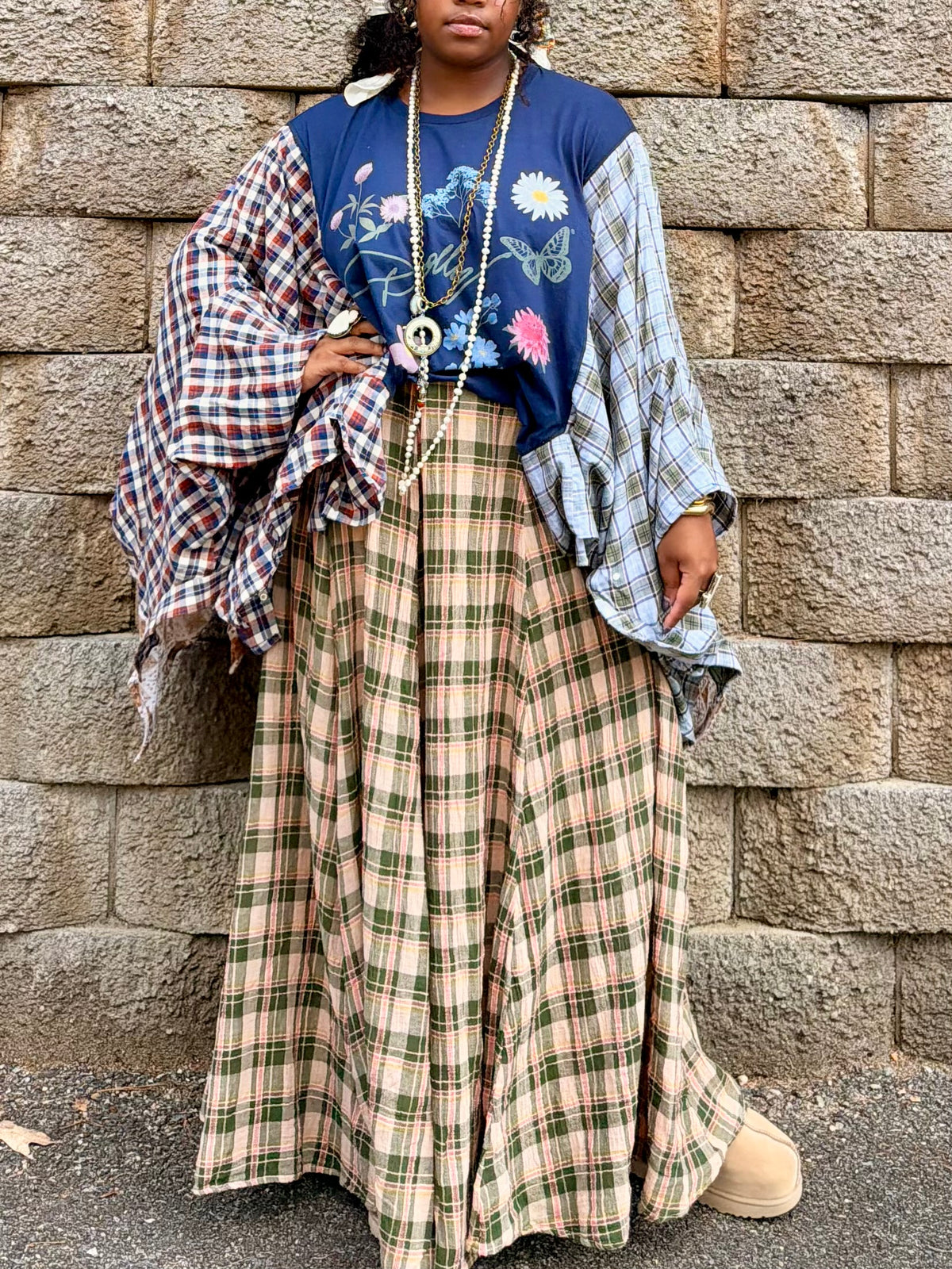 Large- 4XL Dolly Parton Poncho Tee