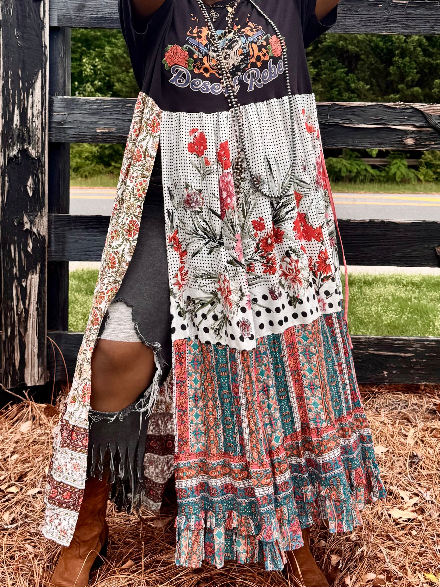 Small-Extra Large Desert Rebel Maxi Tee