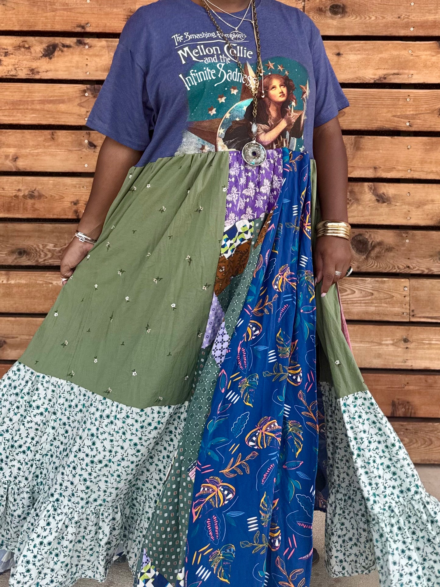 Large-3XL Smashing Pumpkins Maxi Tee