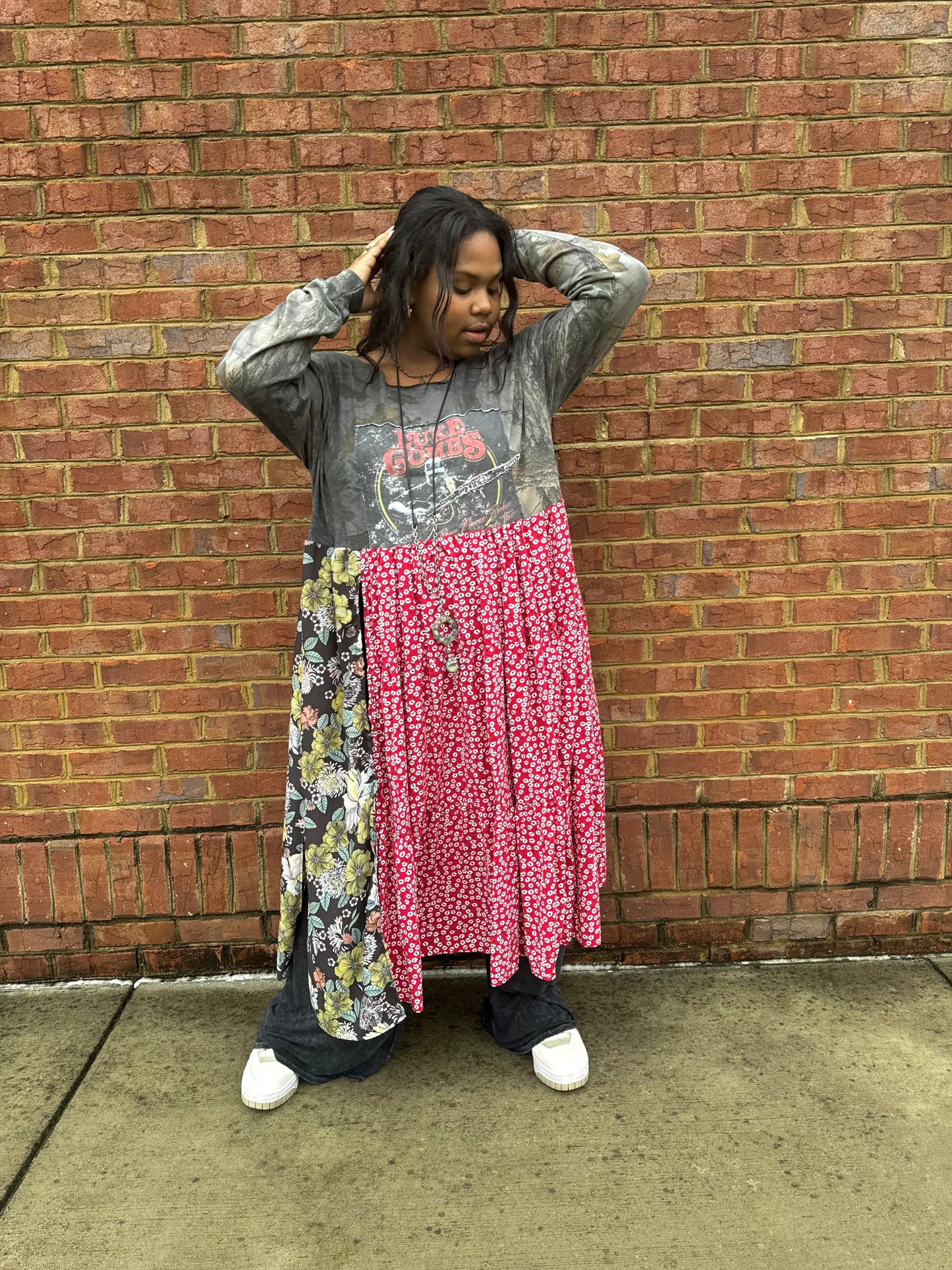 Extra Small- Extra Large Luke Combs Maxi Tee