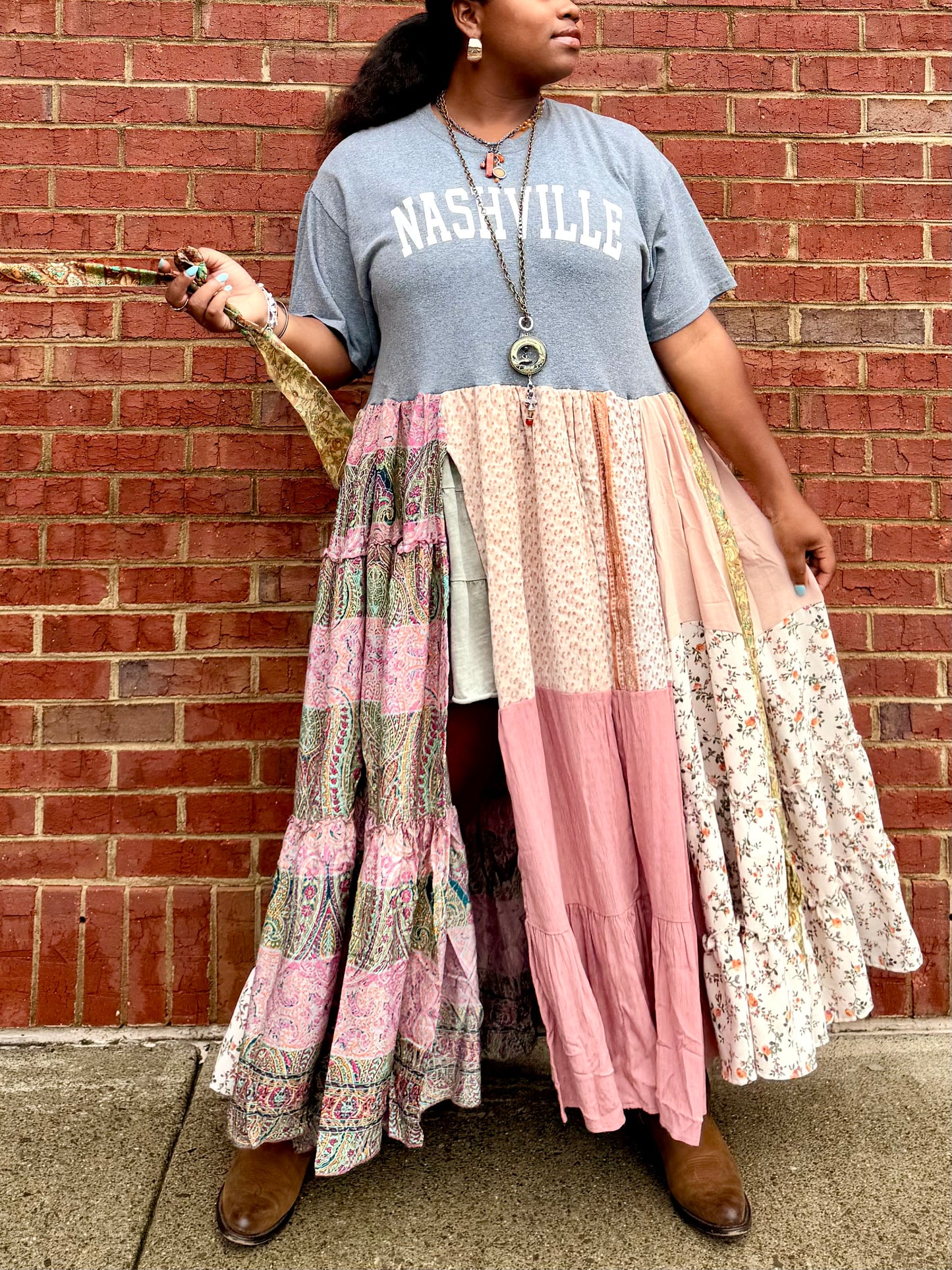 Medium-2XL Nashville Maxi Tee
