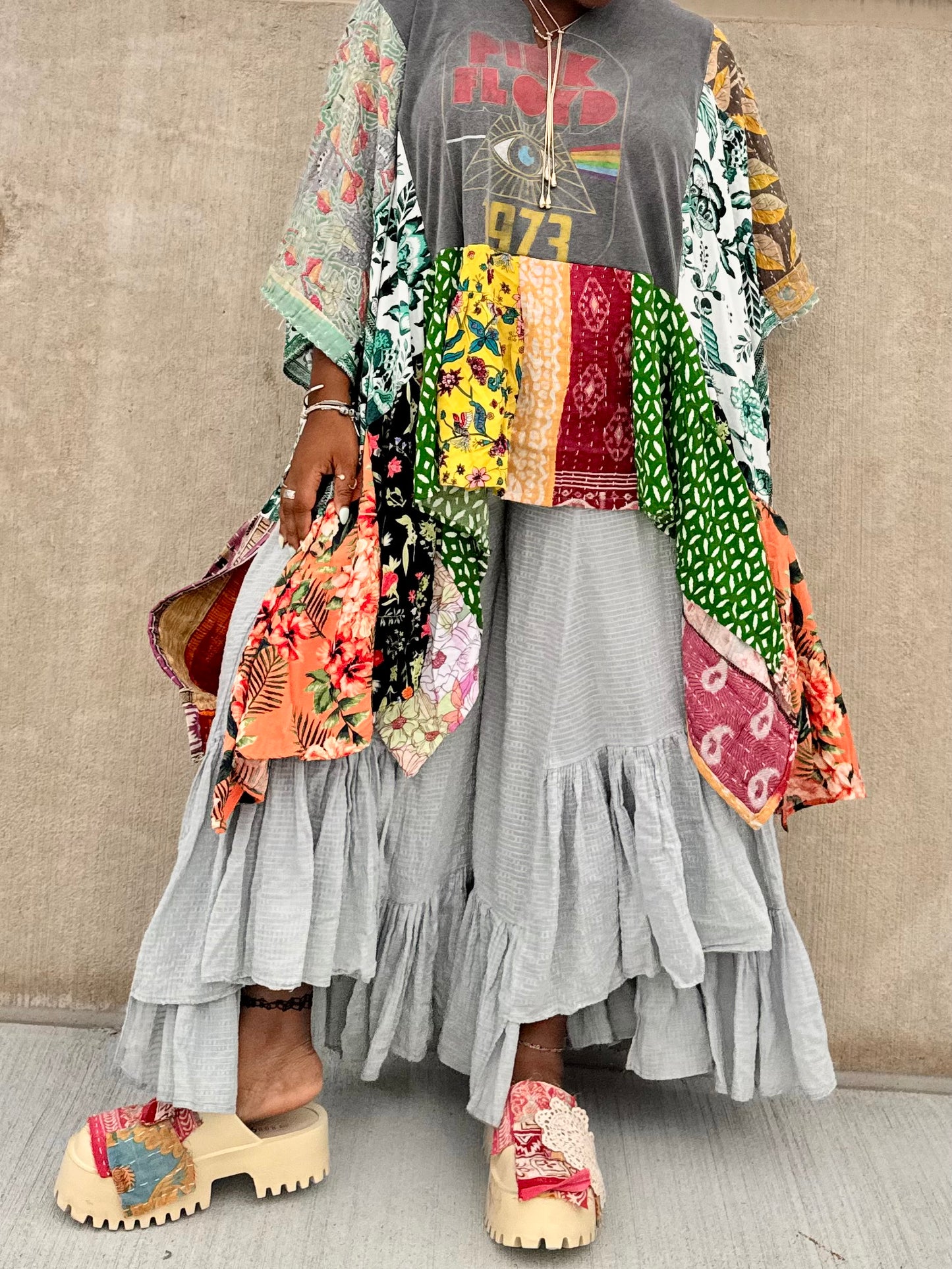 Medium-3XL Pink Floyd Kaftan Poncho