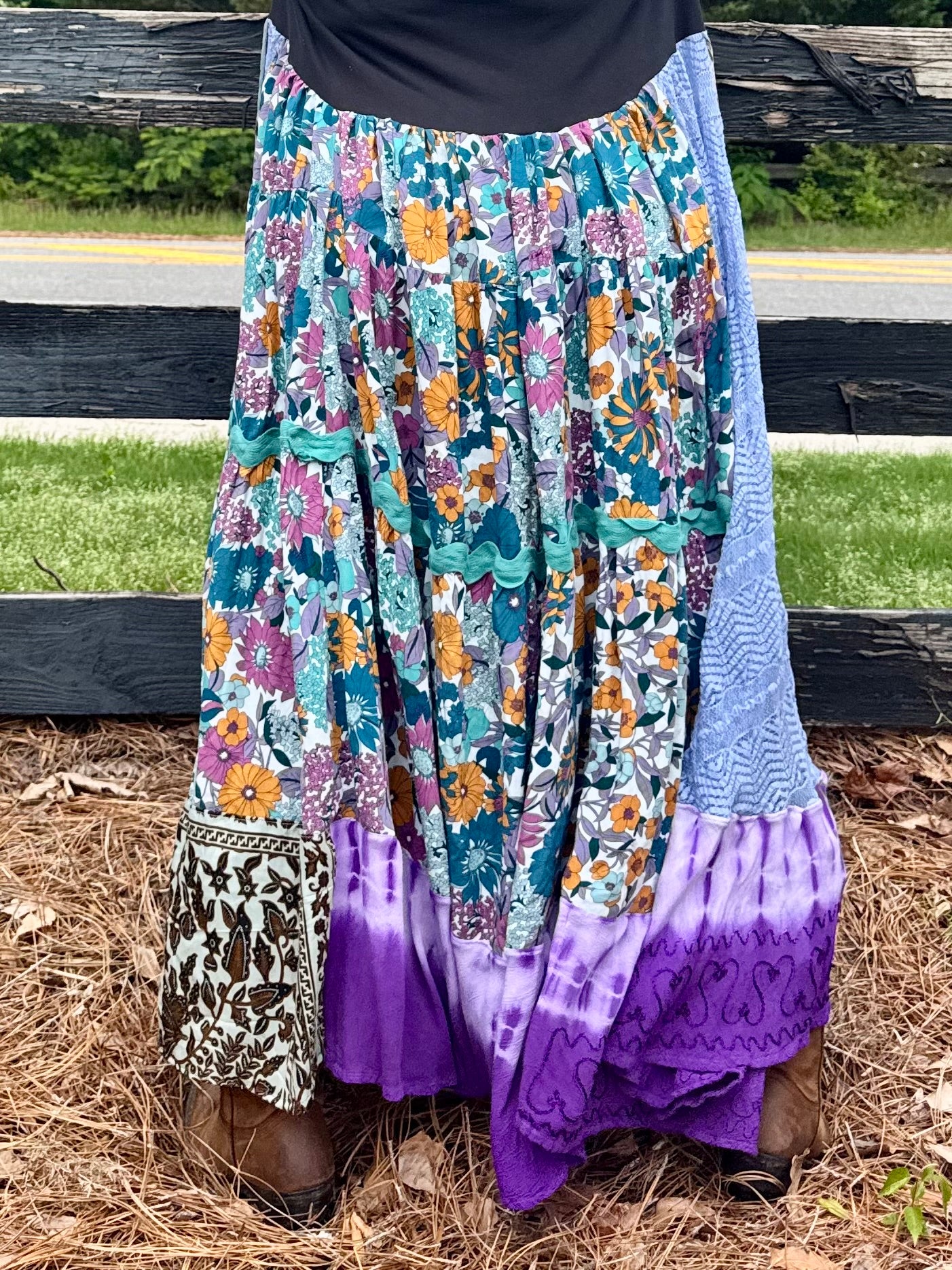 Medium-2XL ACDC Maxi Tee