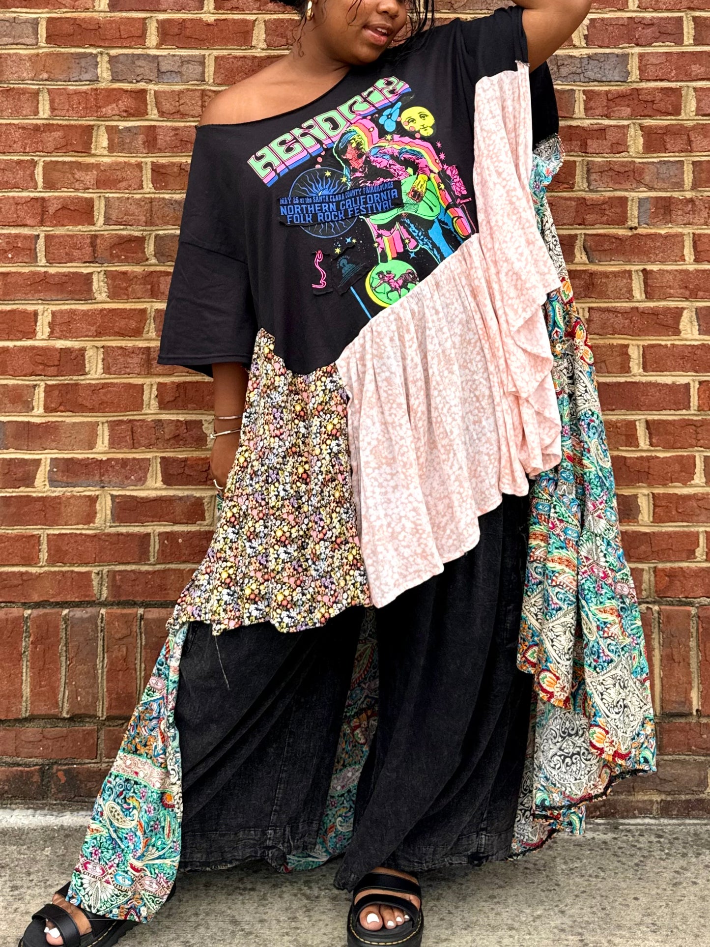 Large-3XL Jimi Hendrix High Low Swing Tee