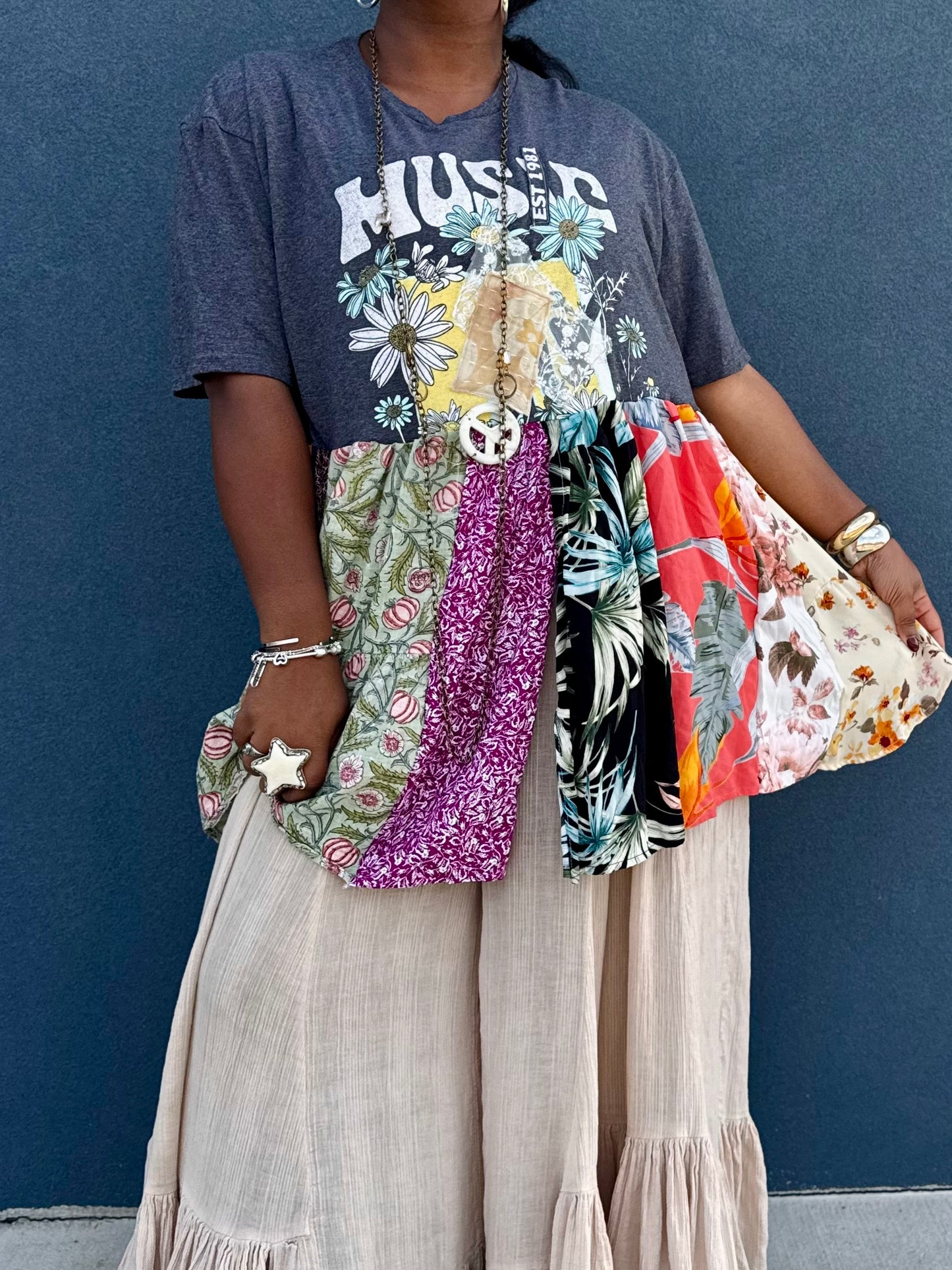 Extra Small-2XL MTV Midi Tee