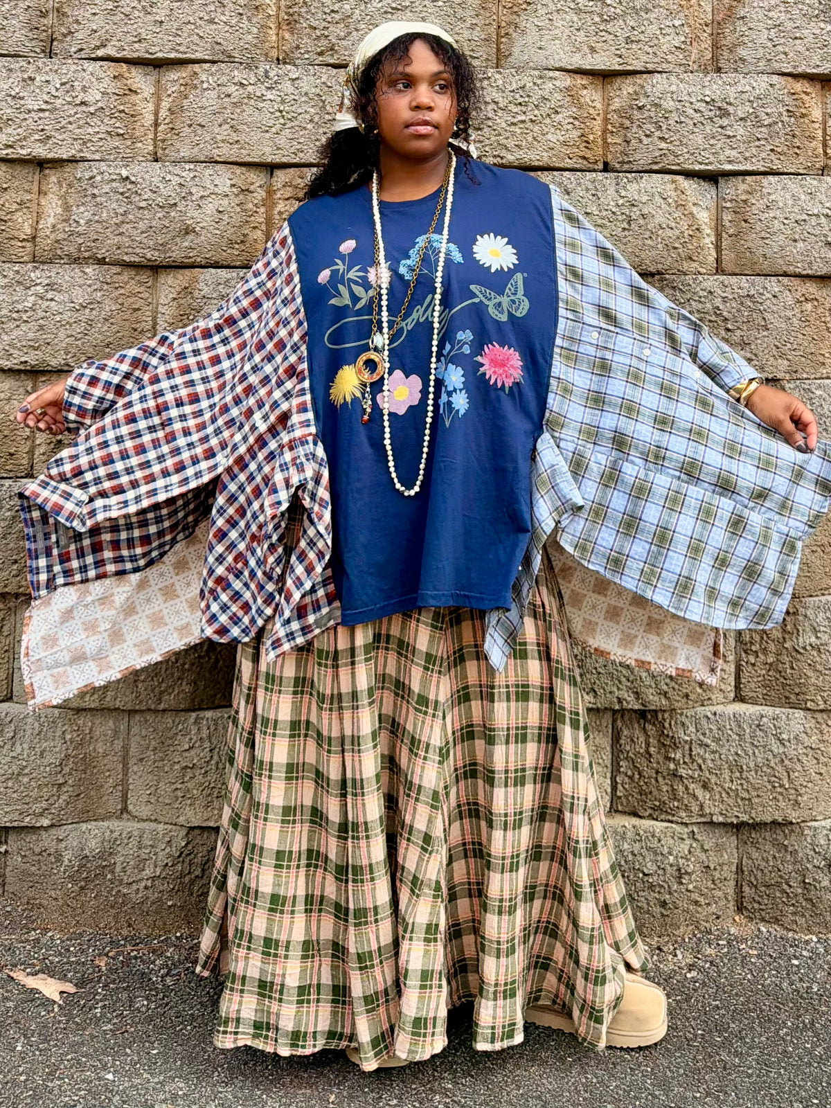Large- 4XL Dolly Parton Poncho Tee