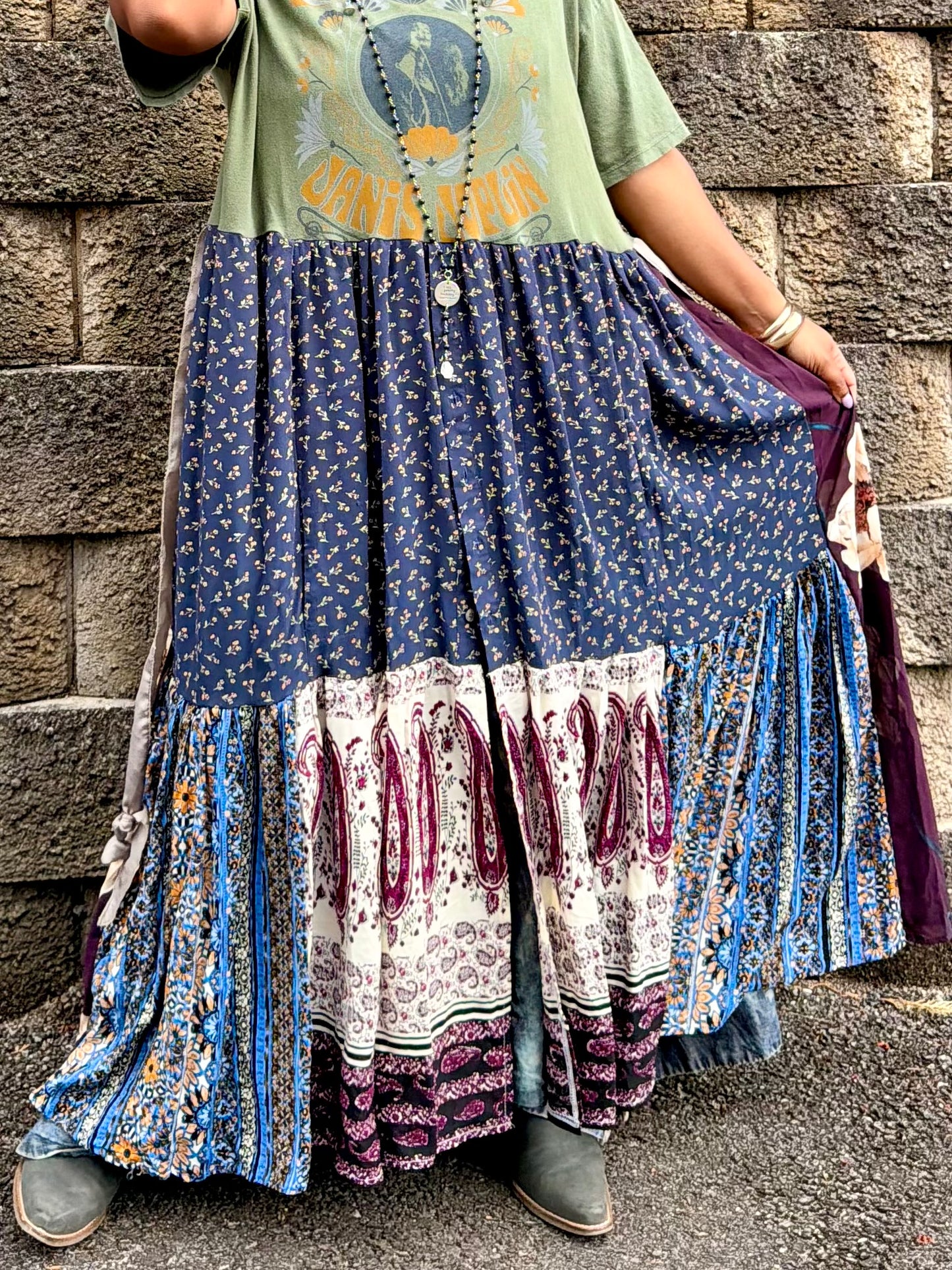 Medium-1XL Janis Joplin Maxi Tee