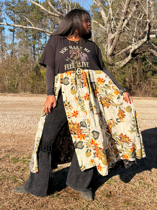 Large -2XL You Make Me Fee Alive Maxi Tee