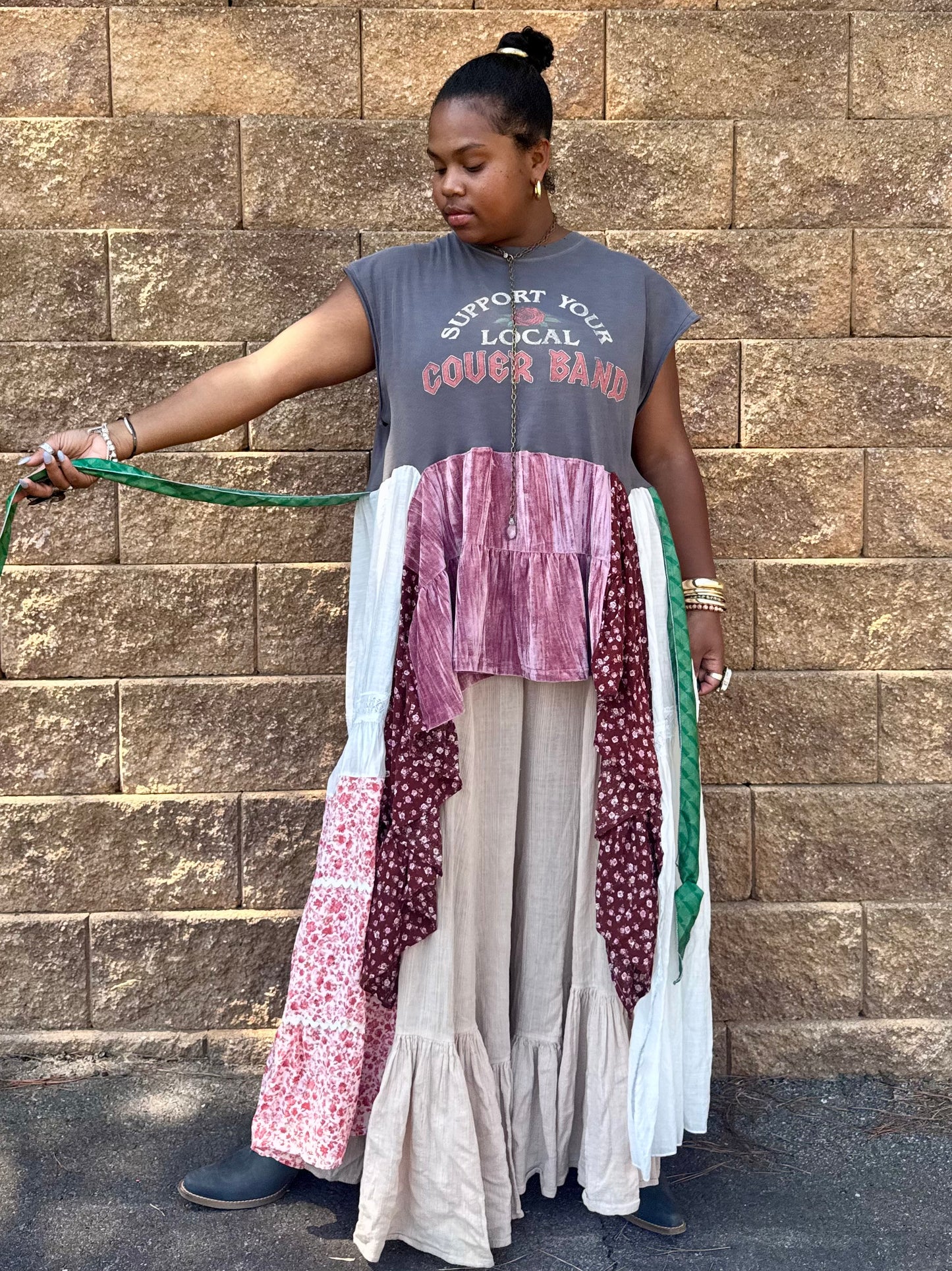 Medium-2XL Support Your Local Cover Band Maxi Tee