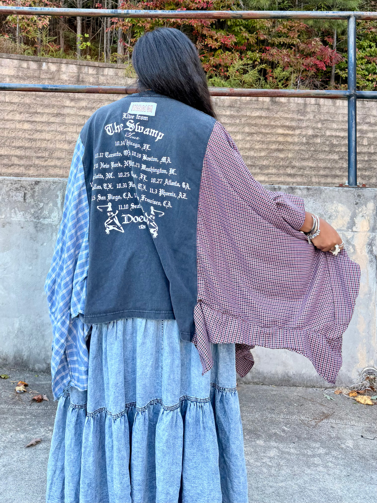 Large-4XL Doechii Poncho Tee