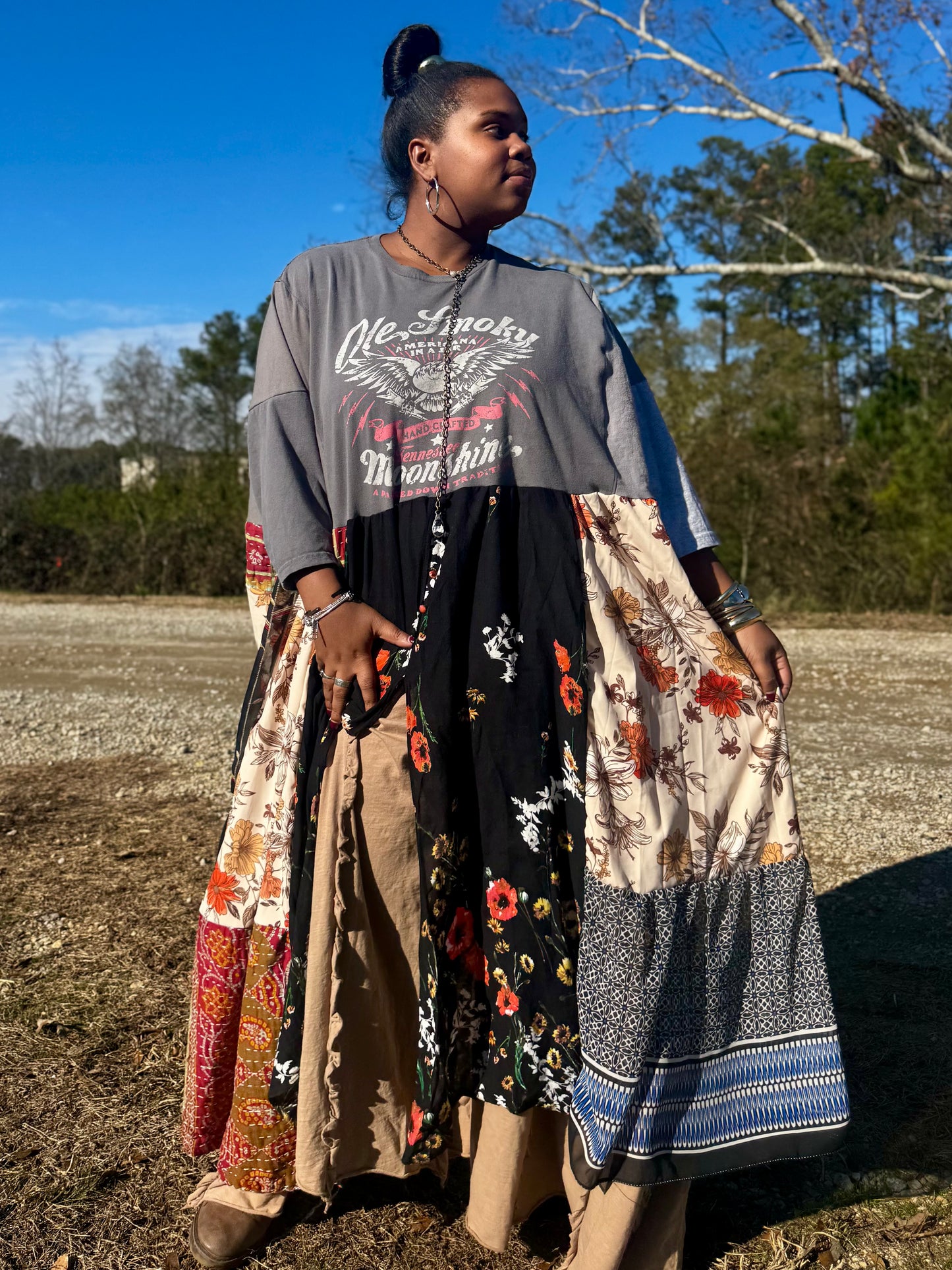 Large-3XL Moonshine Maxi Tee