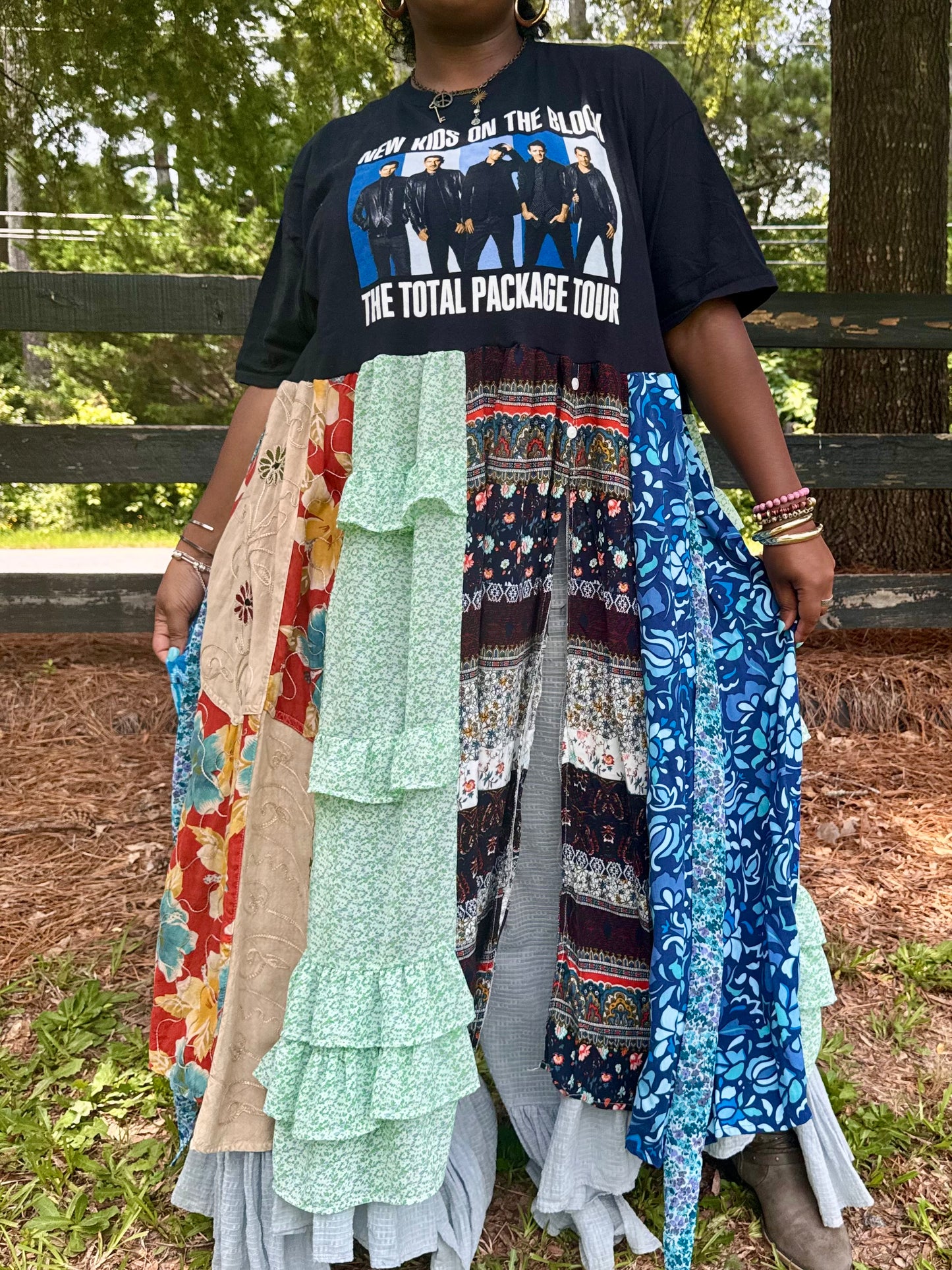 Large-3XL NKOTB Maxi Tee