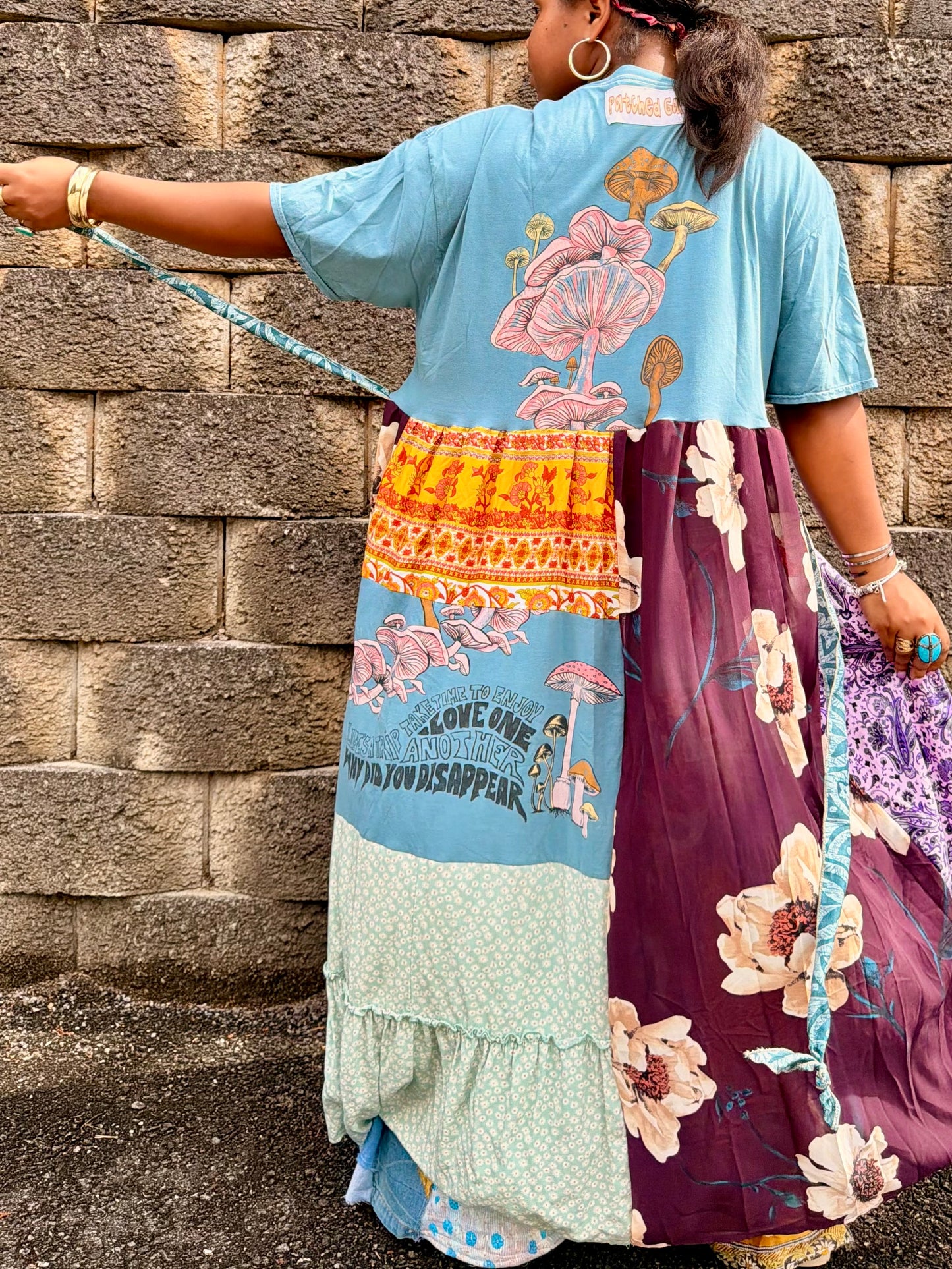 Large-2XL Kindness Is Key Maxi Tee
