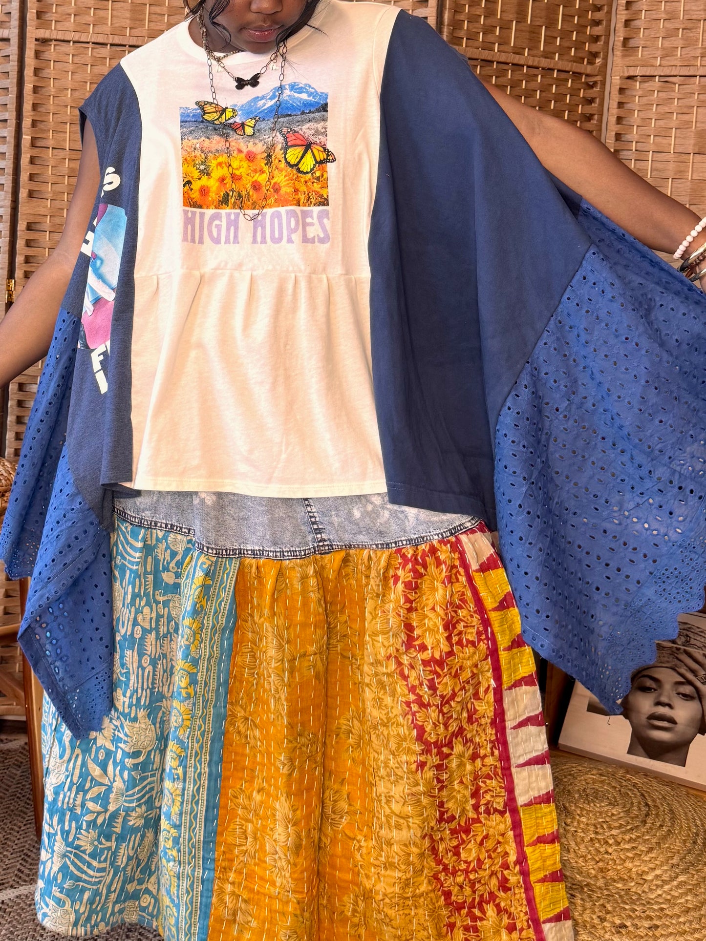 XXS-Extra Large Harry Styles/High Hopes Trio Tee