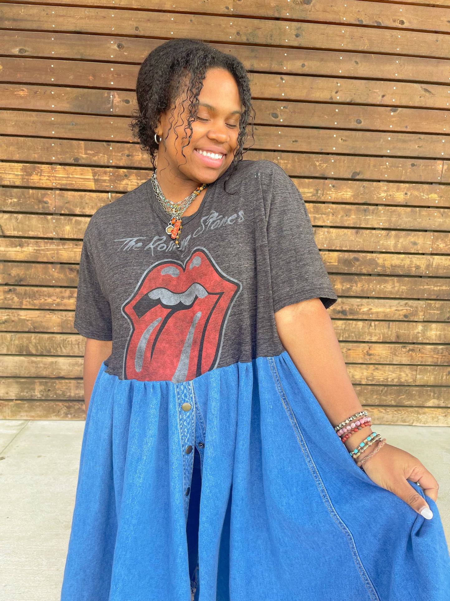 Small- 1XL Rolling Stones Maxi Tee